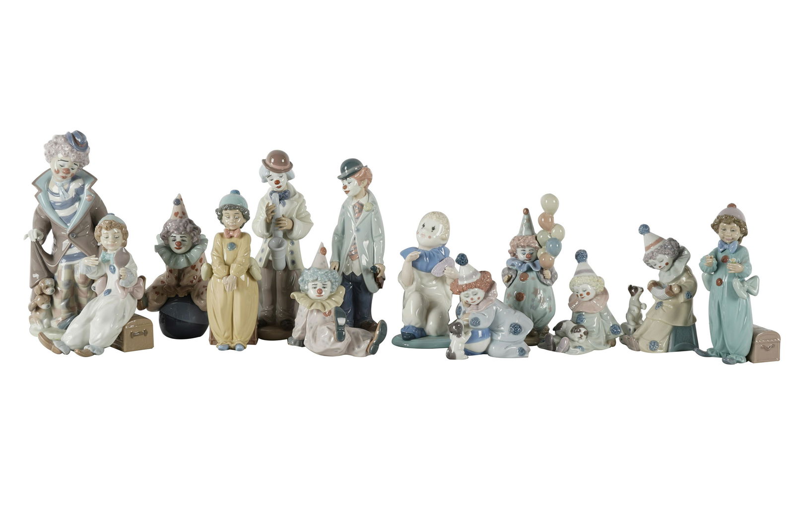 COLLECTION OF LLADRO PORCELAIN CLOWN FIGURES (1 of 17)