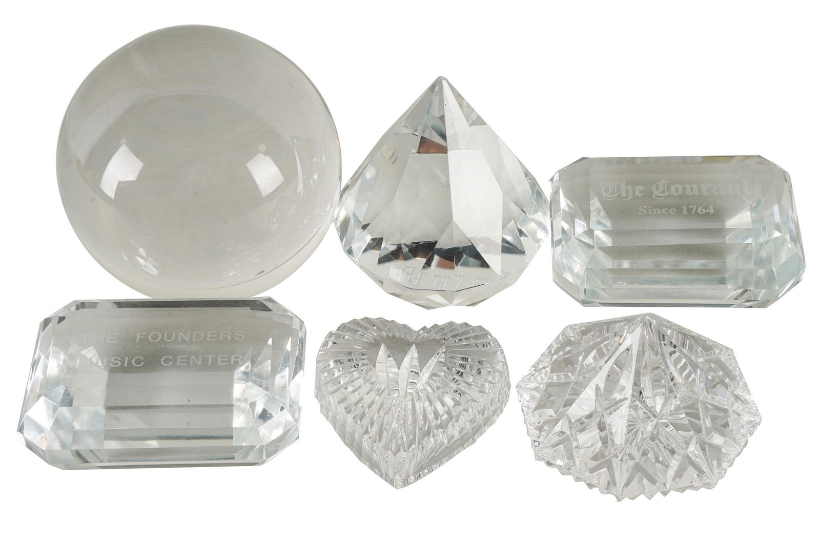 SIX DESIGNER CRYSTAL PAPERWEIGHTS (1 of 8)