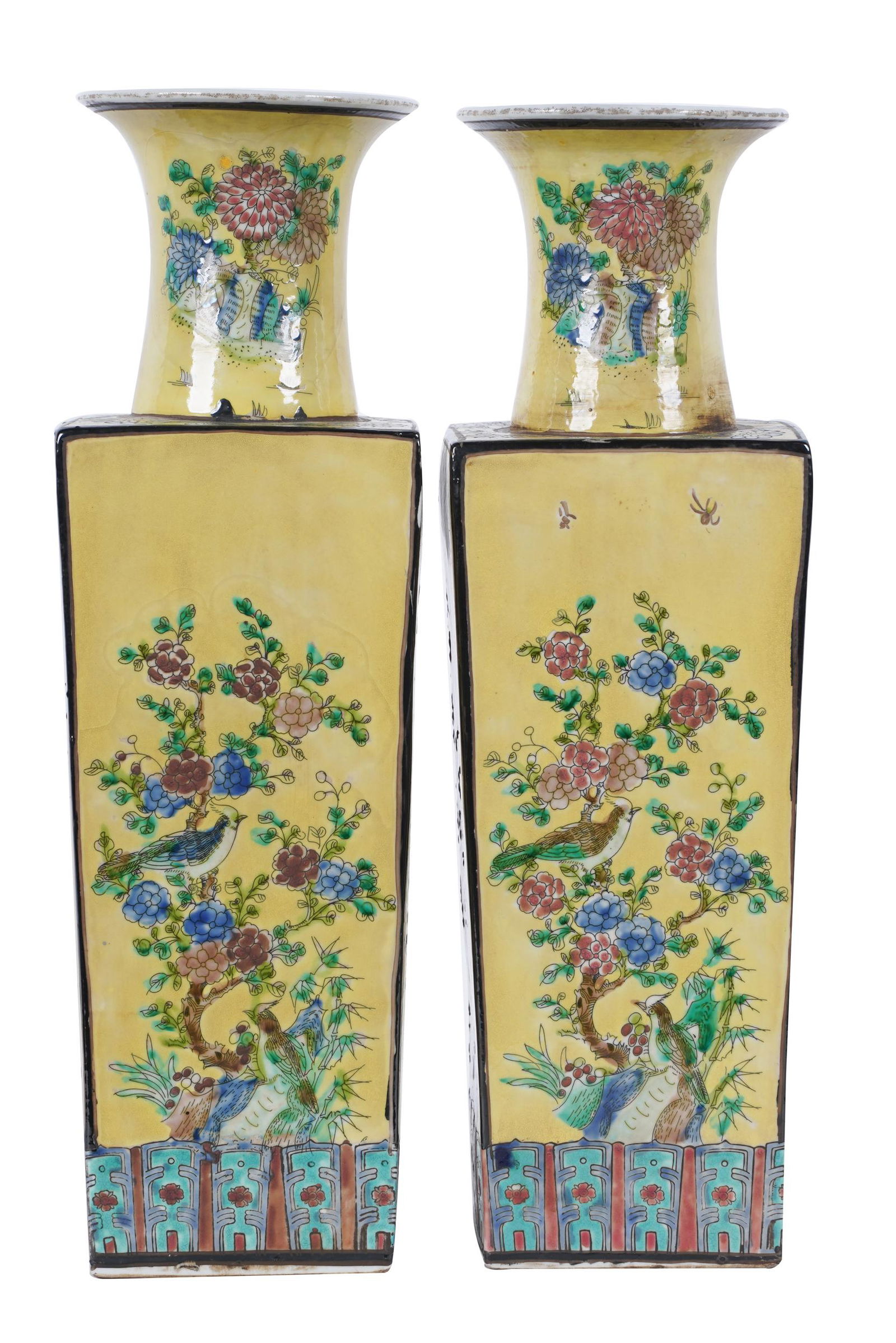 PAIR OF CHINESE PORCELAIN SQUARE VASES (1 of 11)