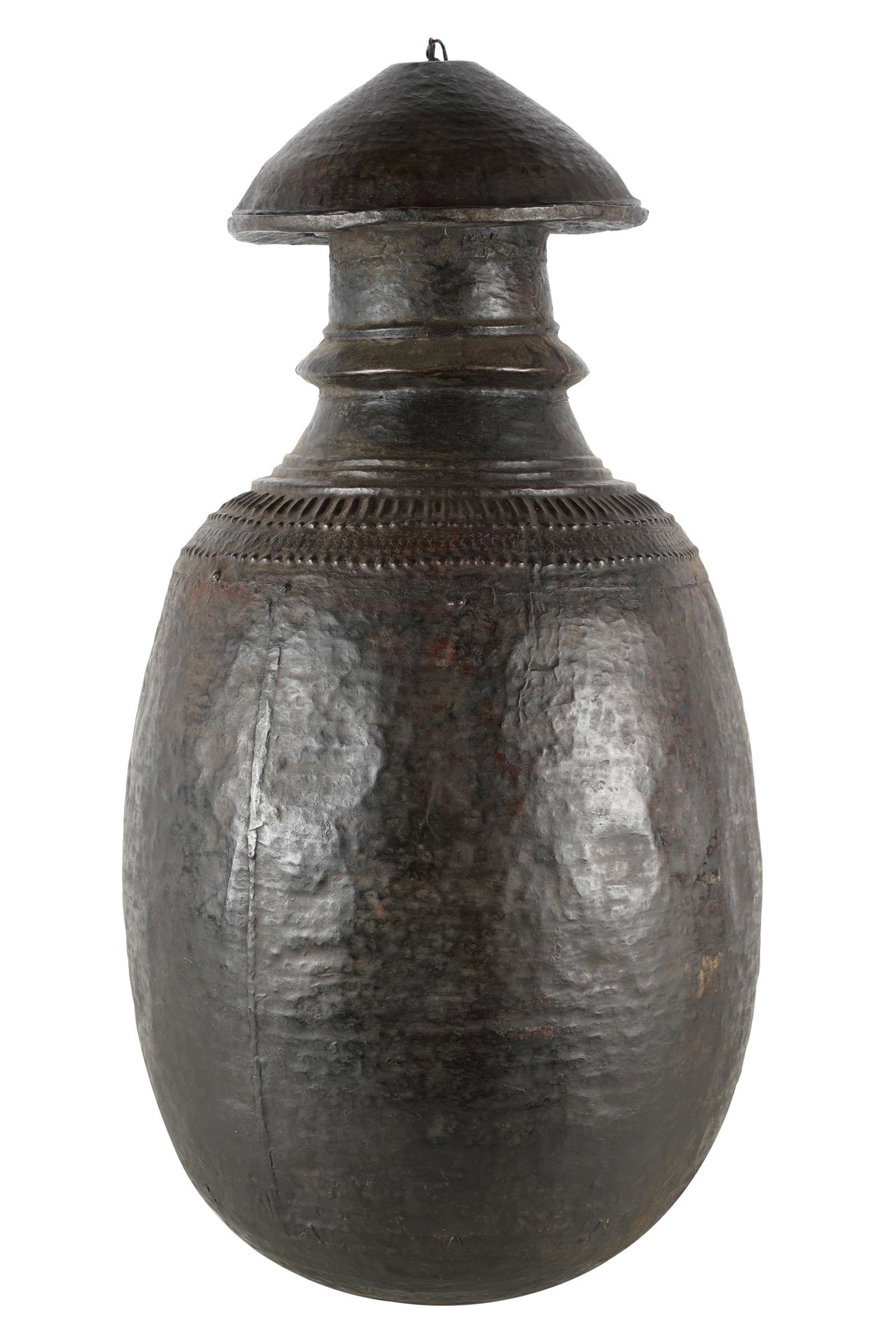 LARGE NEPALESE HAMMERED COPPER STORAGE VESSEL (1 of 6)