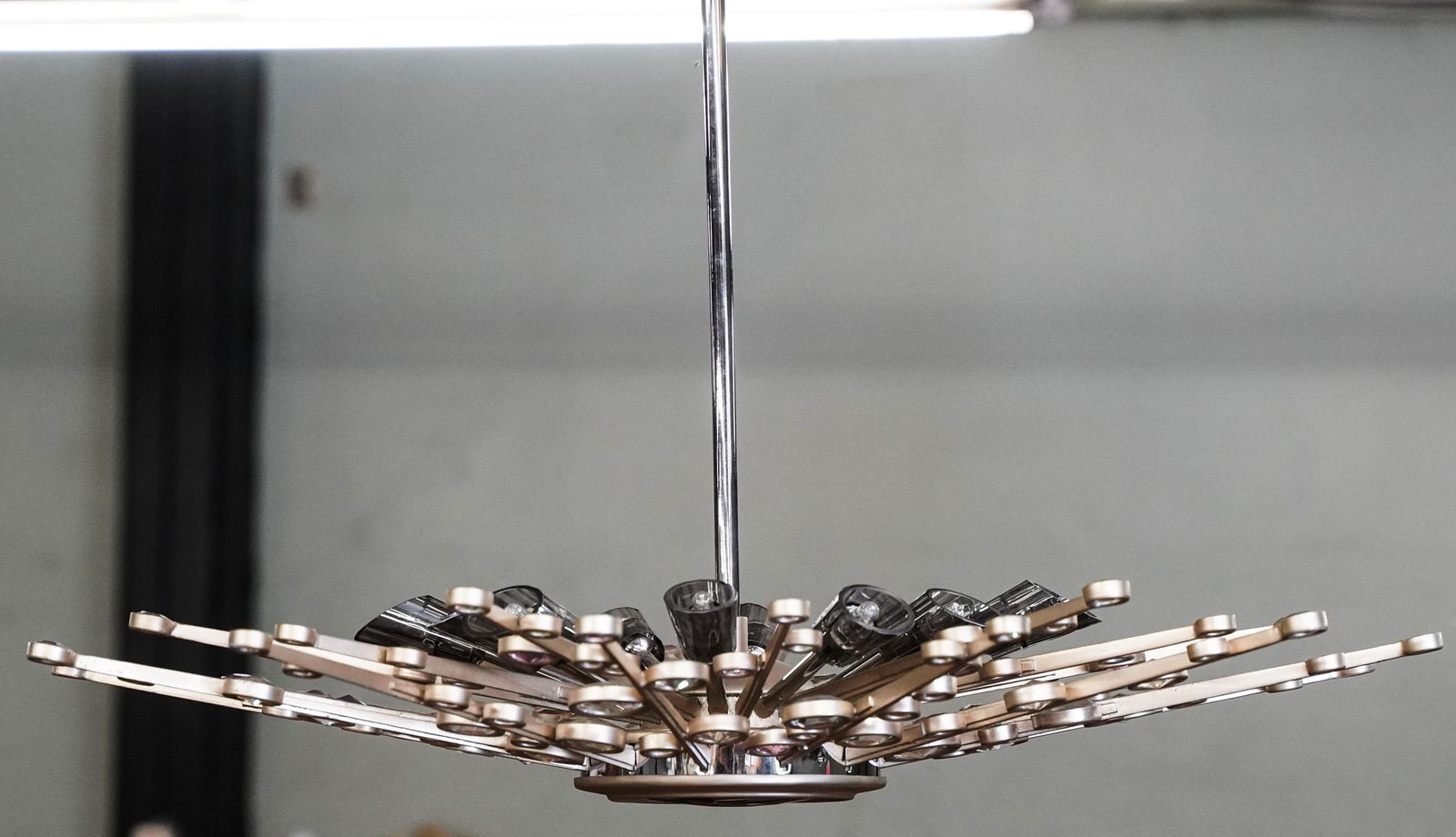 CHROME CEILING FIXTURE (1 of 6)