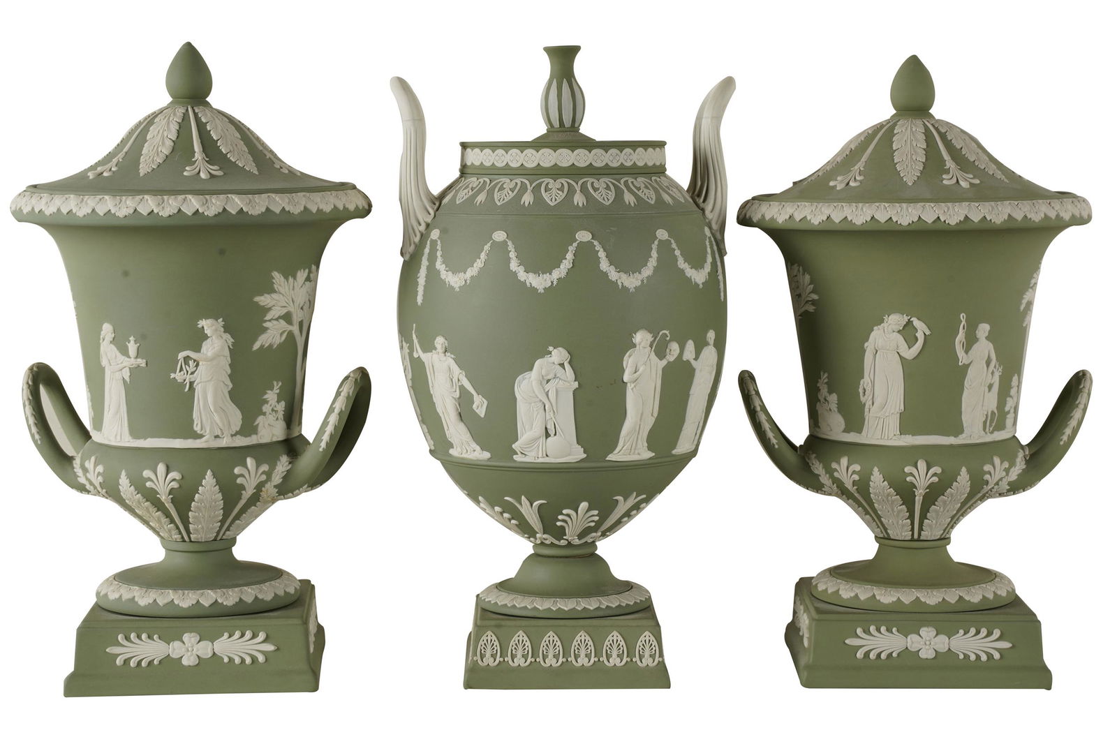 THREE WEDGWOOD GREEN JASPERWARE COVERED URNS (1 of 17)