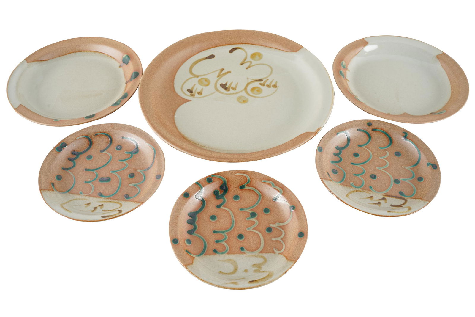 SET OF AMERICAN ART POTTERY DISHES (1 of 7)