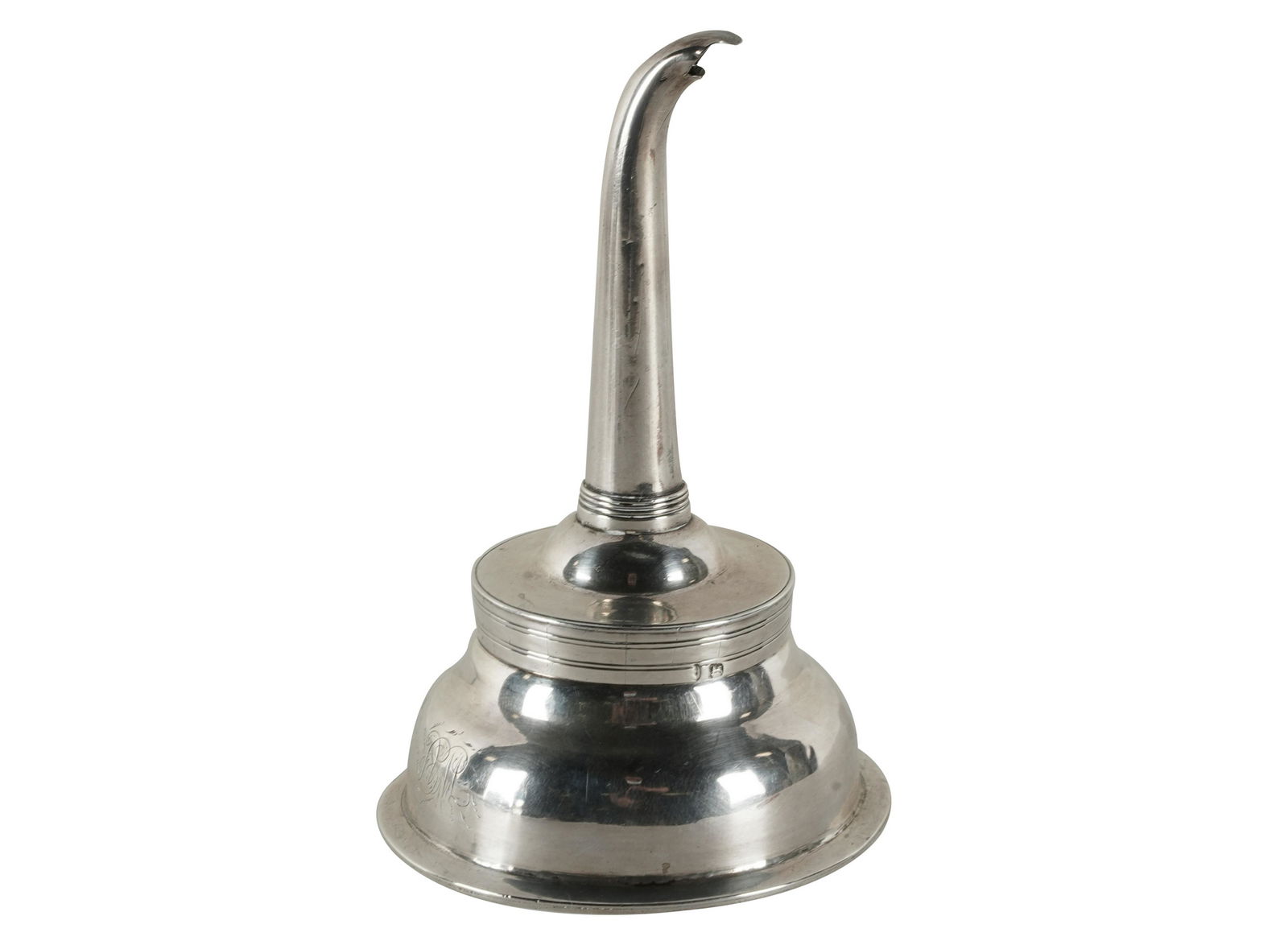 ENGLISH STERLING FUNNEL / STRAINER (1 of 5)