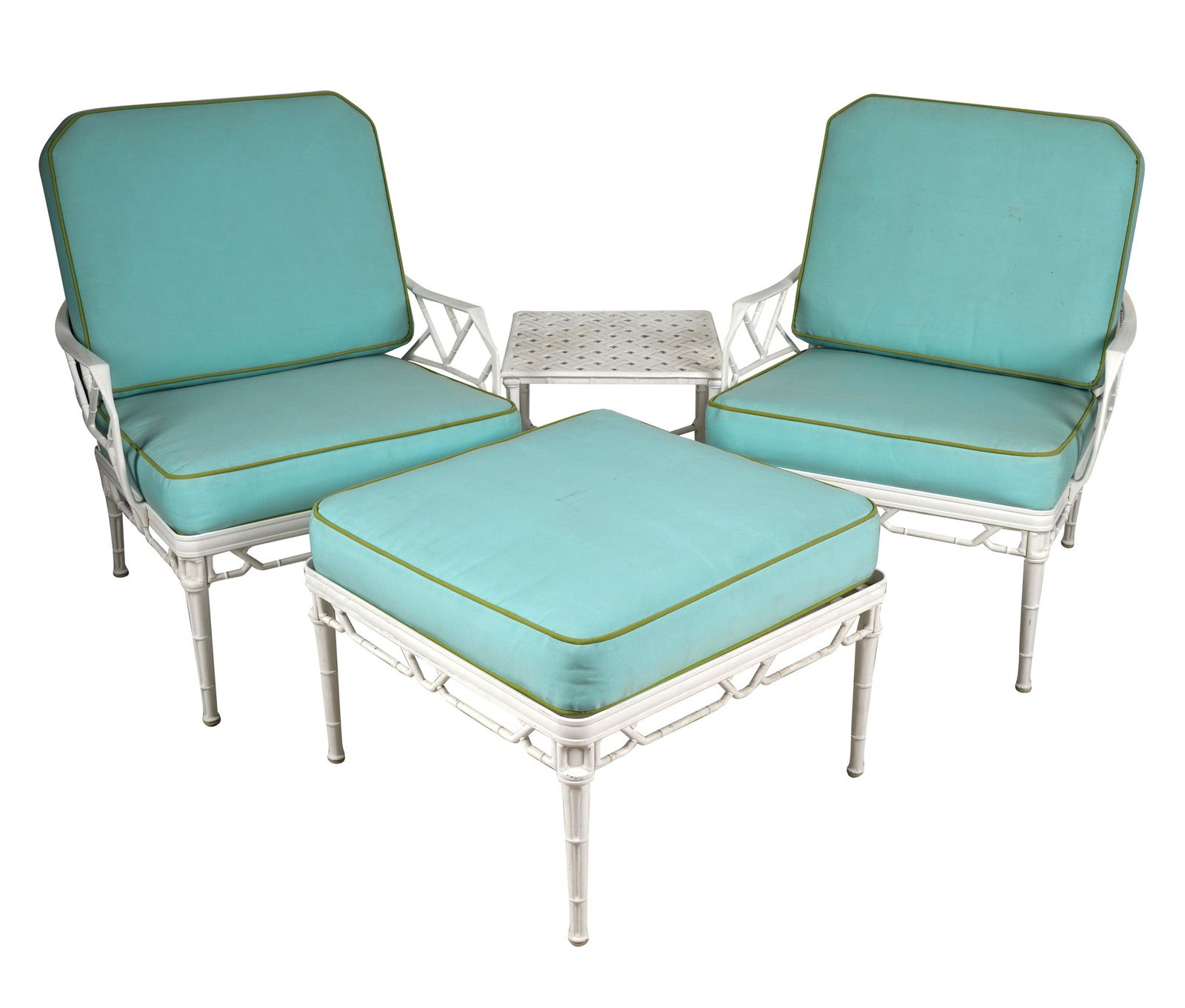 PAINTED METAL PATIO SET (1 of 10)