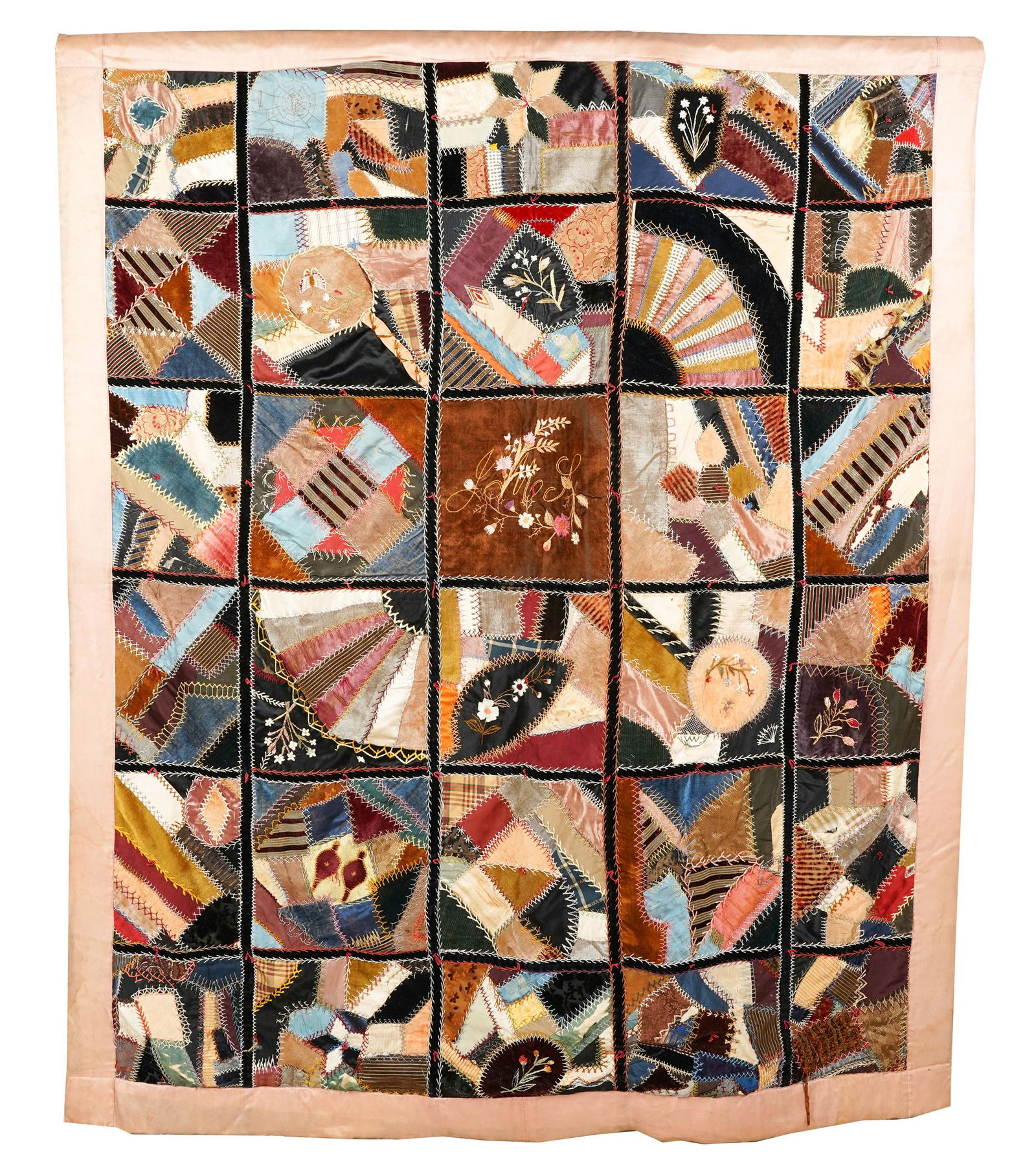 AMERICAN PATCHWORK CRAZY QUILT (1 of 11)