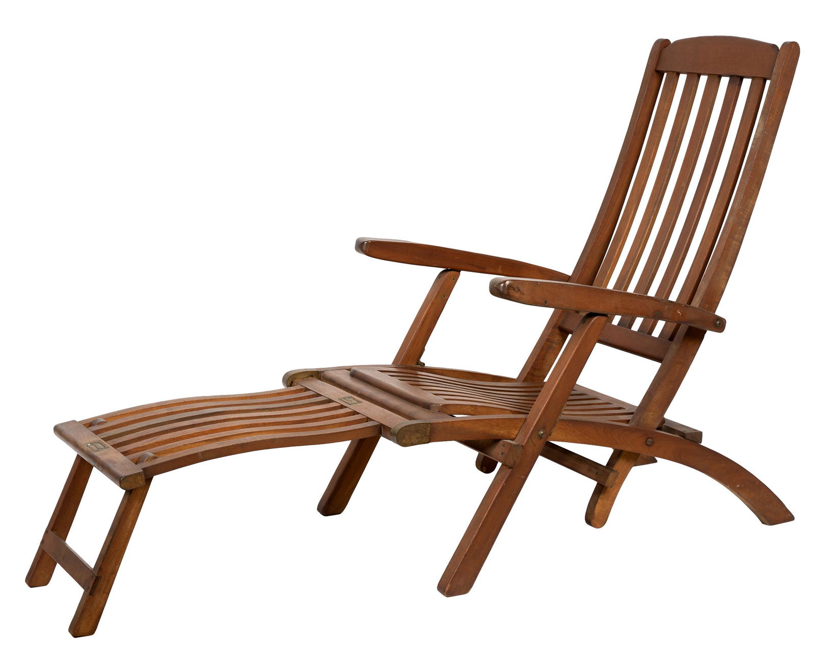 'QUEEN ELIZABETH' FIRST-CLASS WOODEN DECK CHAIR (1 of 13)