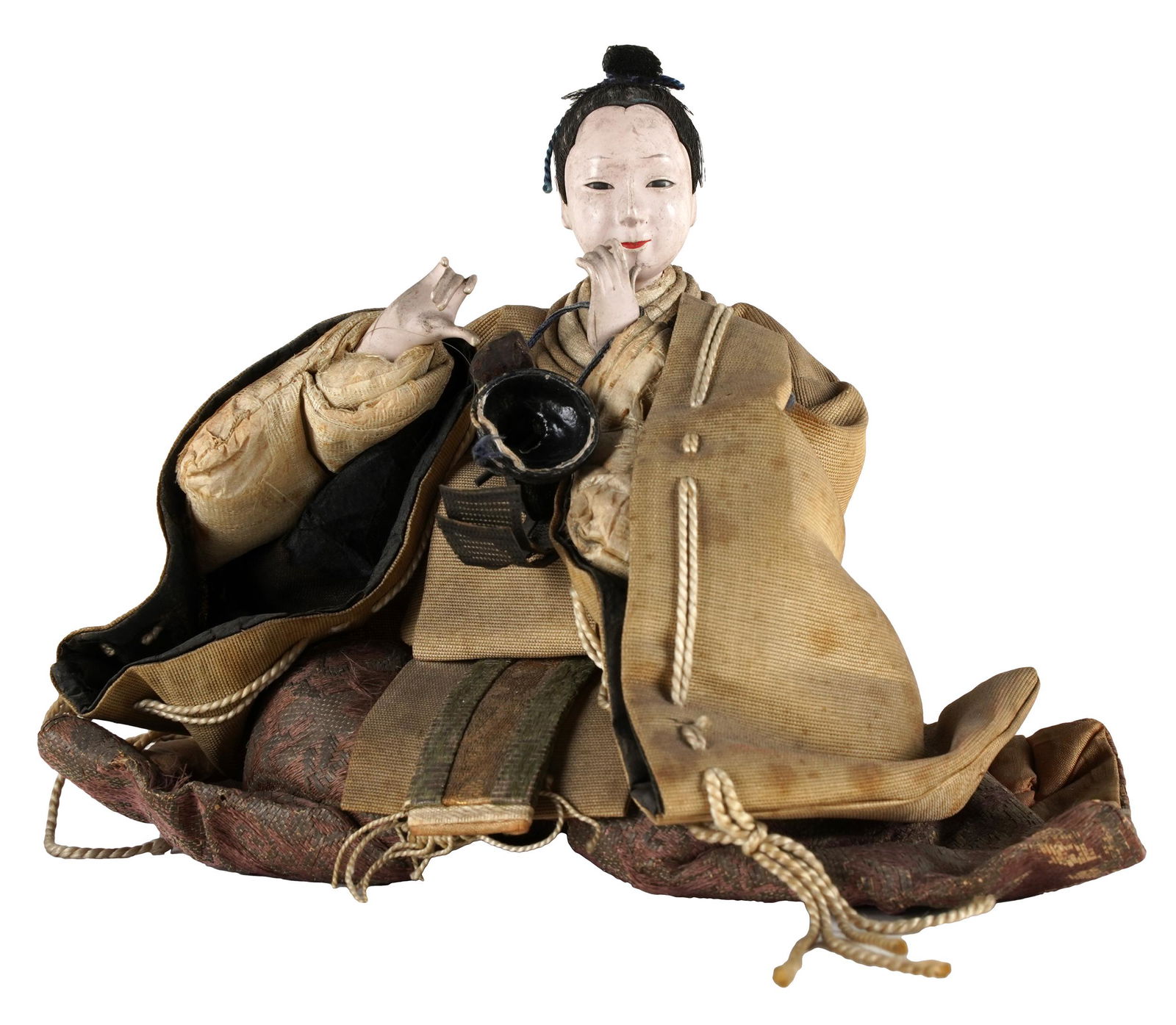 ANTIQUE JAPANESE SEATED DOLL (1 of 7)
