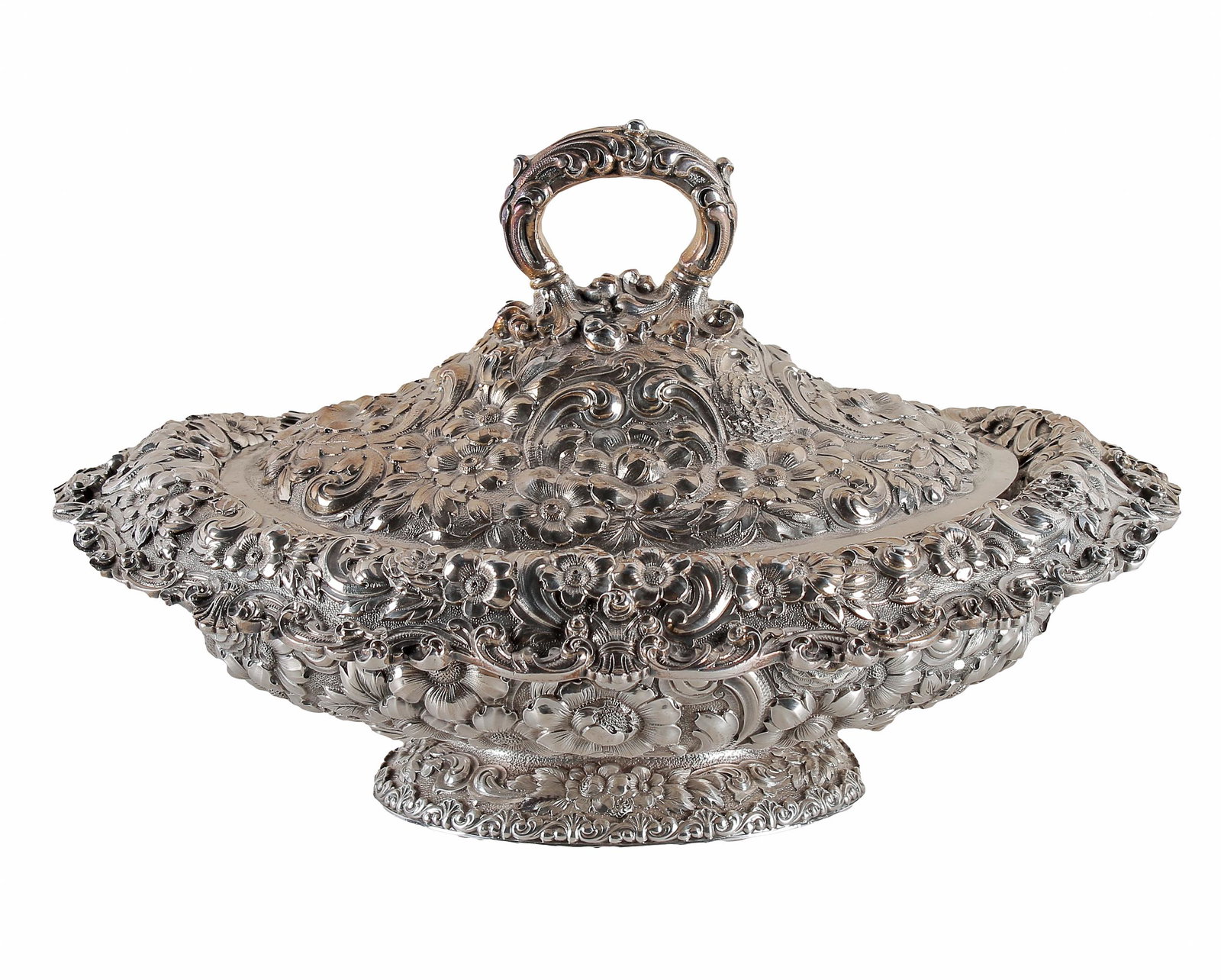 DOMINICK & HAFF STERLING REPOUSSE COVERED ENTREE (1 of 7)