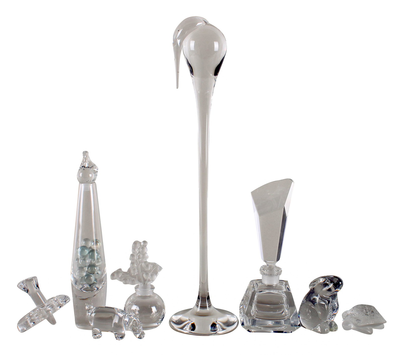 COLLECTION OF EIGHT GLASS ARTICLES (1 of 11)