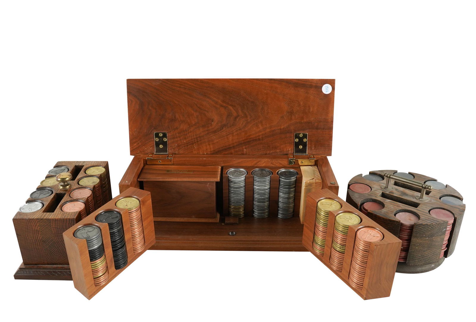 THREE SETS OF POKER CHIPS (1 of 7)