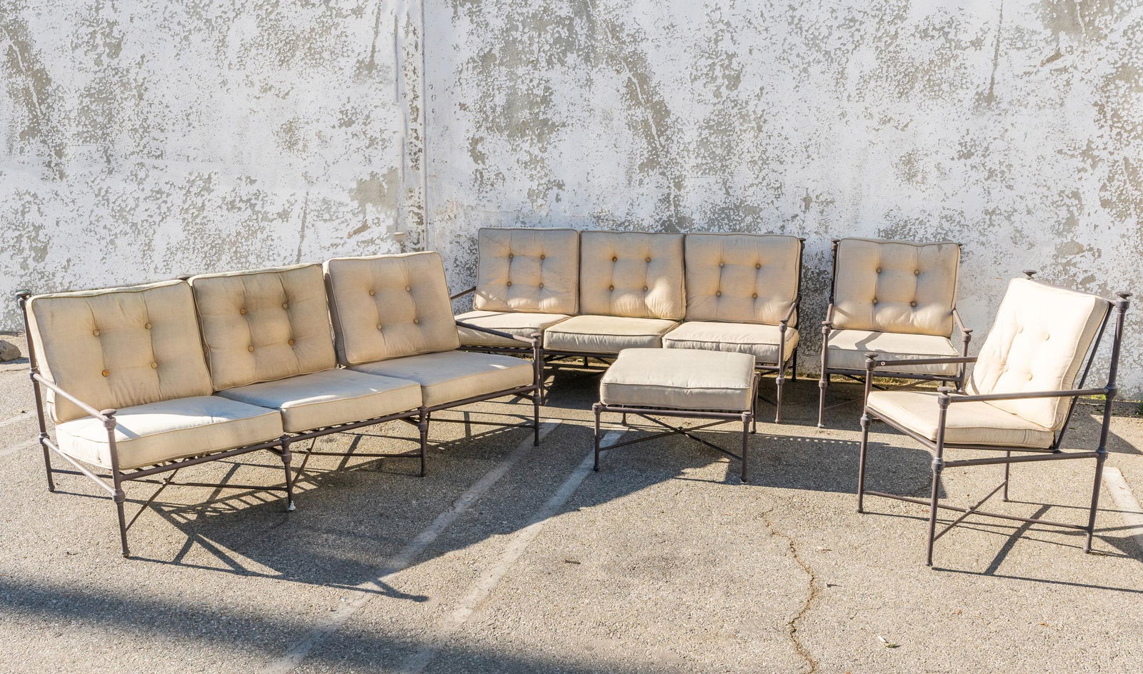 METAL PATIO FURNITURE SUITE (1 of 7)