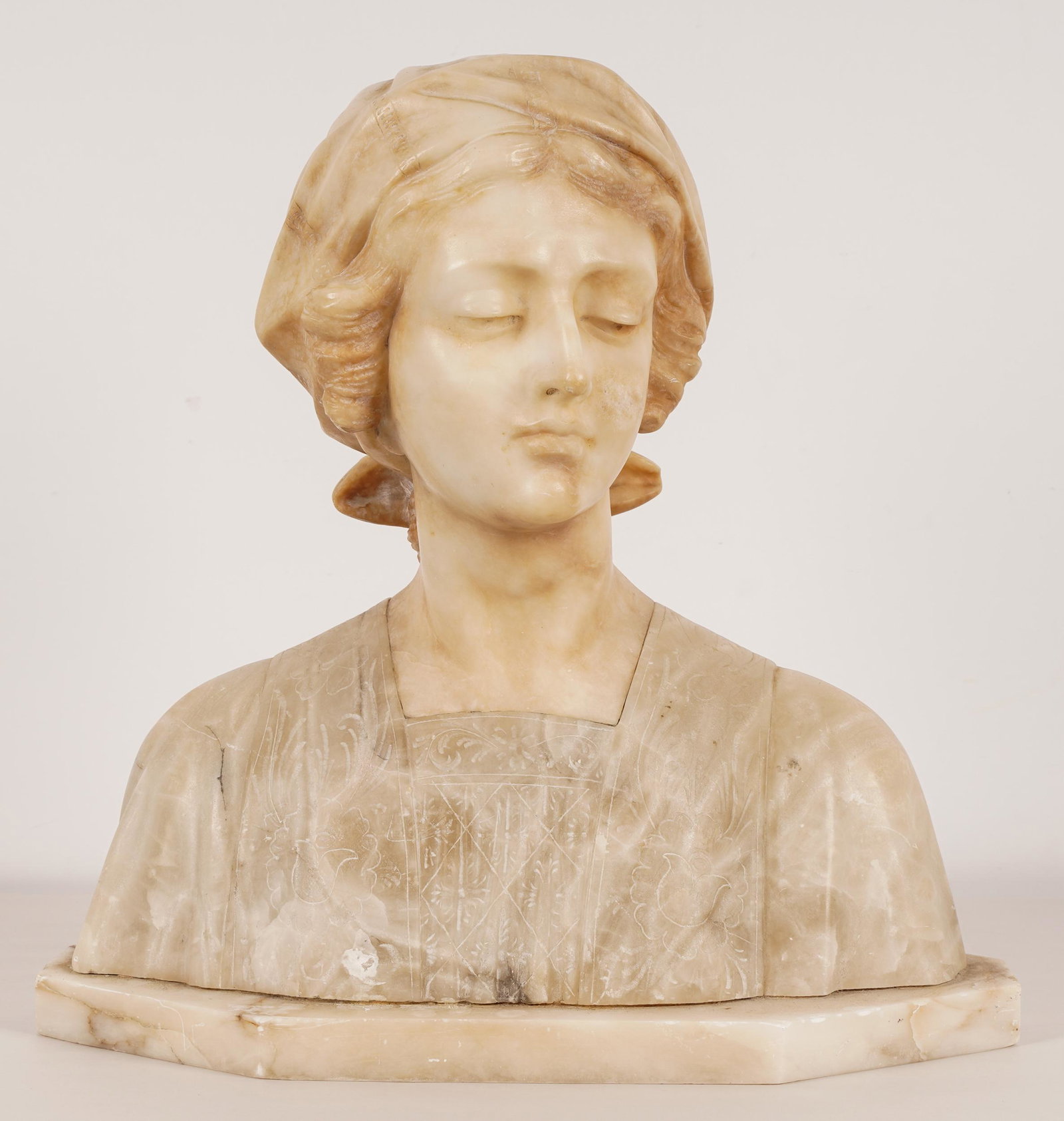 CARVED STONE BUST OF A WOMAN (1 of 7)