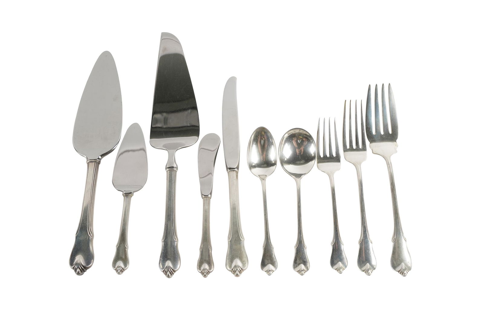 WALLACE STERLING FLATWARE SERVICE (1 of 8)