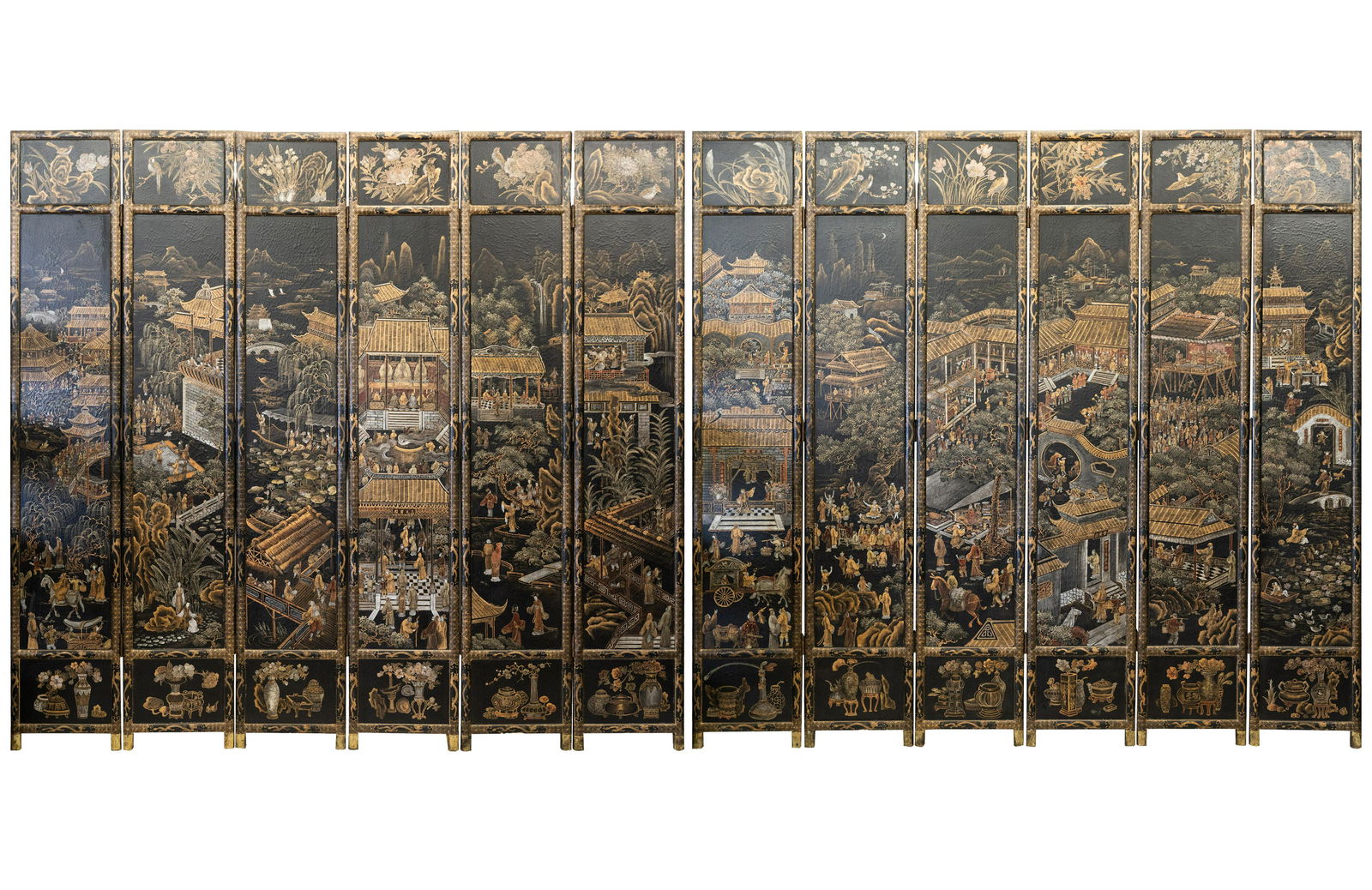 TWELVE-PANEL CHINESE LACQUERED SCREEN (1 of 20)