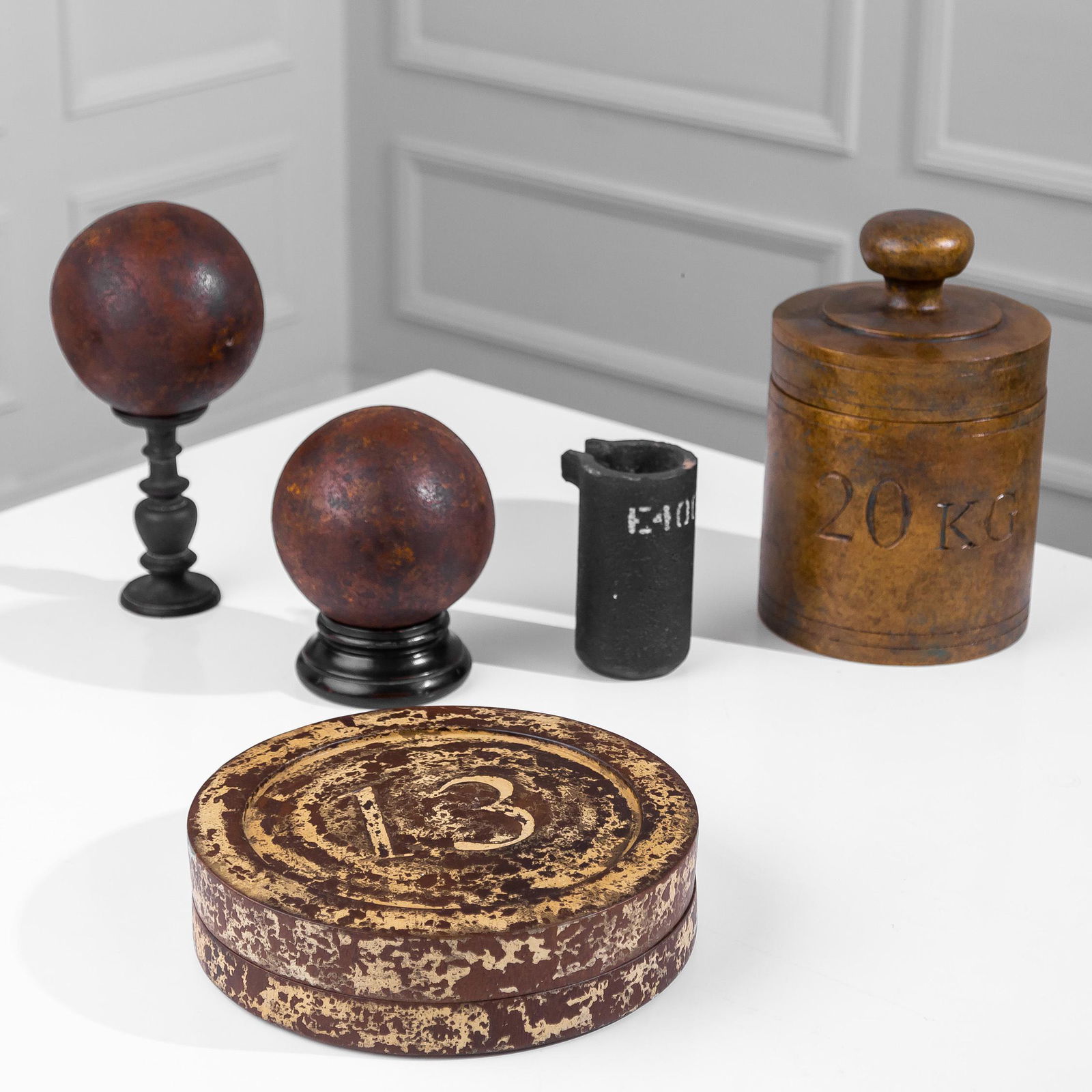 CHRISTIAN AUDIGIER GROUP OF DECORATIVE OBJECTS (1 of 18)