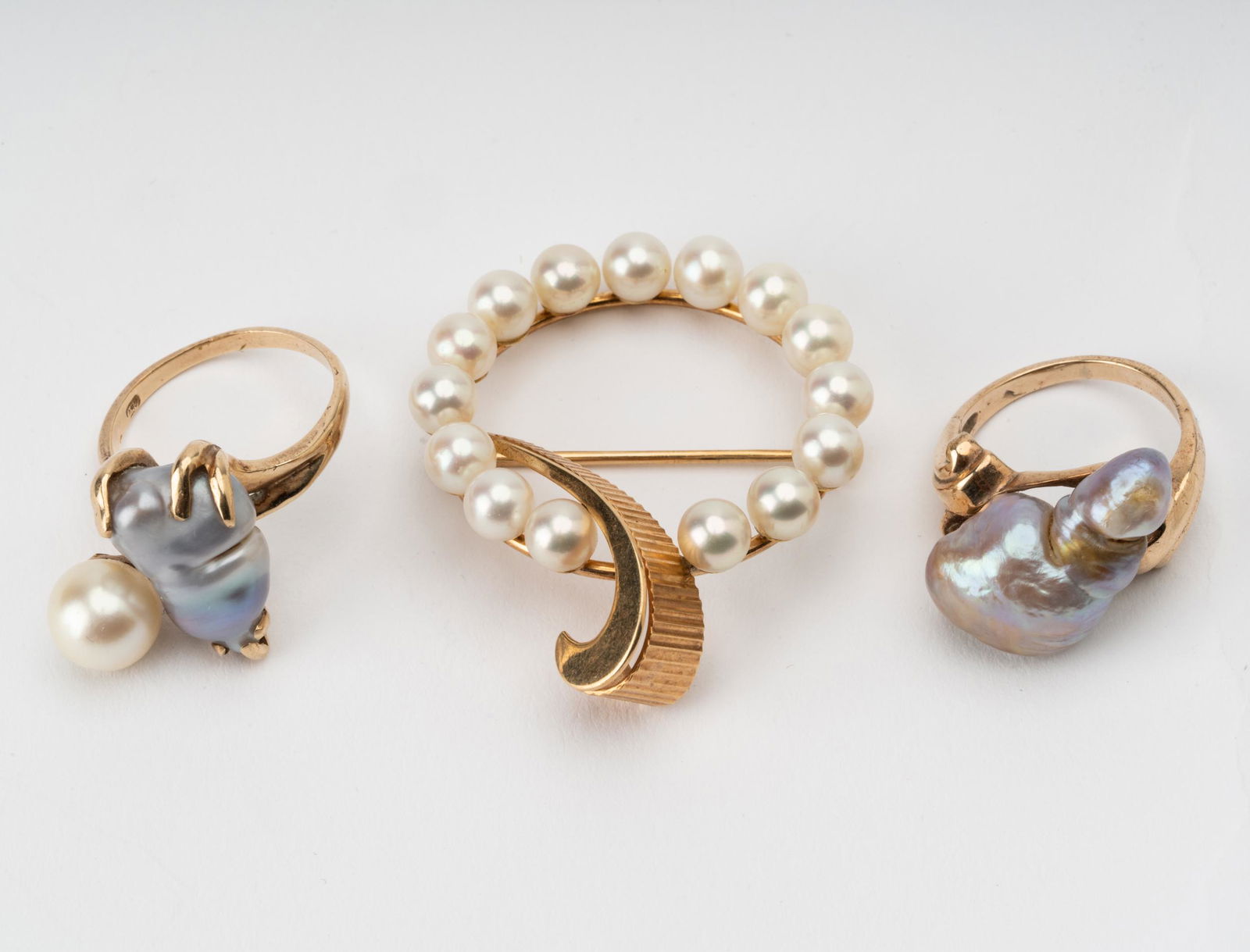 GROUP OF ASSORTED 14 KARAT YELLOW GOLD & CULTURED PEARL JEWELRY (1 of 11)
