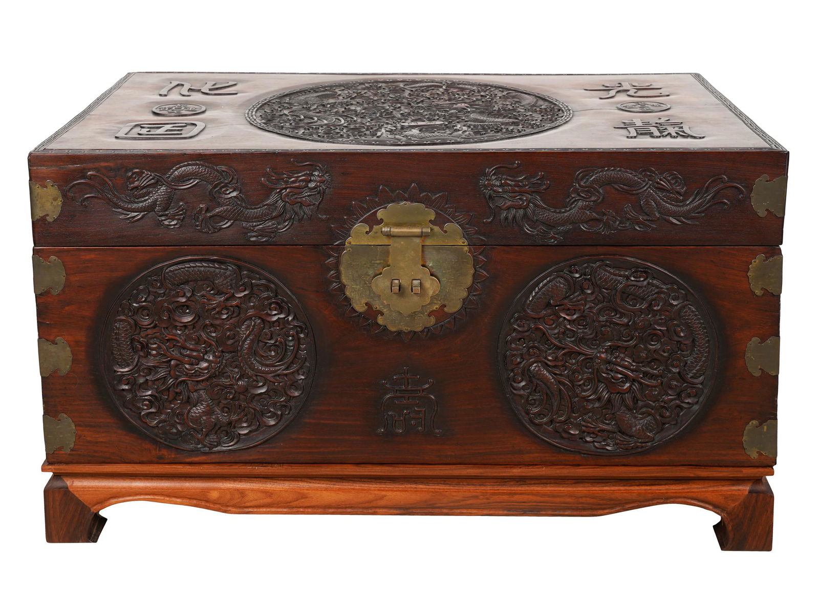 CHINESE CARVED TRUNK (1 of 11)