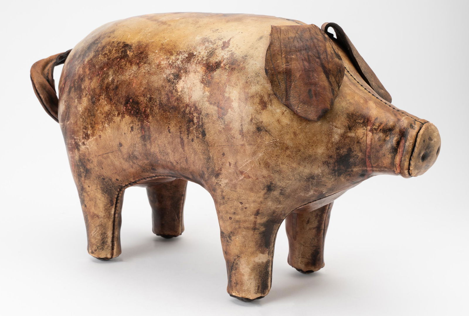 AMBERCROMBIE LEATHER FOOTSTOOL (1 of 11)