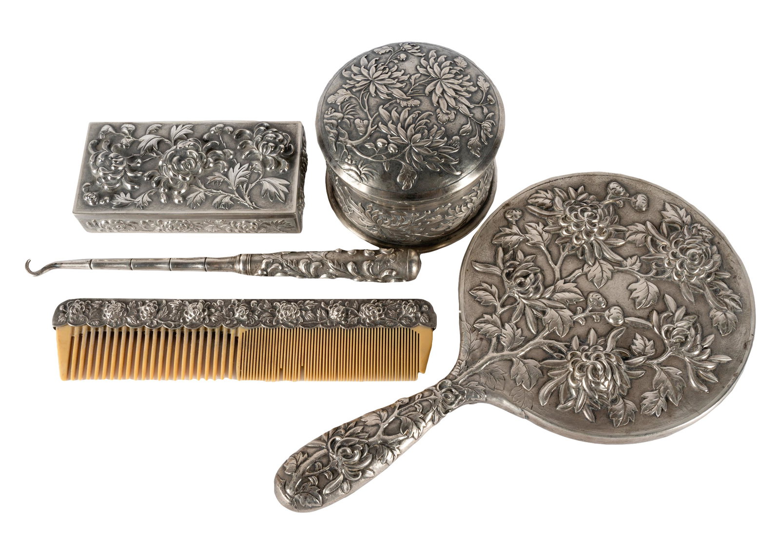 CHINESE EXPORT SILVER VANITY SET (1 of 9)