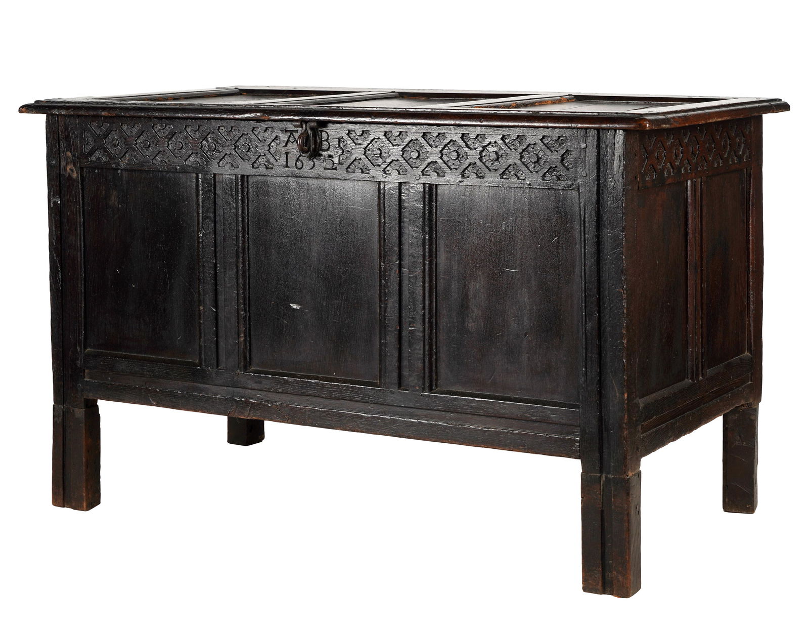 ENGLISH CARVED OAK TRUNK (1 of 10)