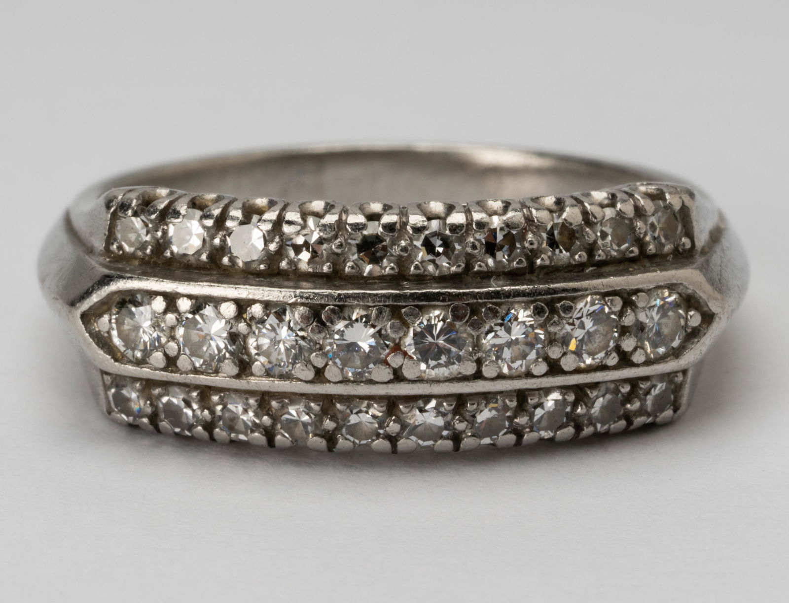 GRANAT BROS. PLATINUM & DIAMOND BAND RING (1 of 8)