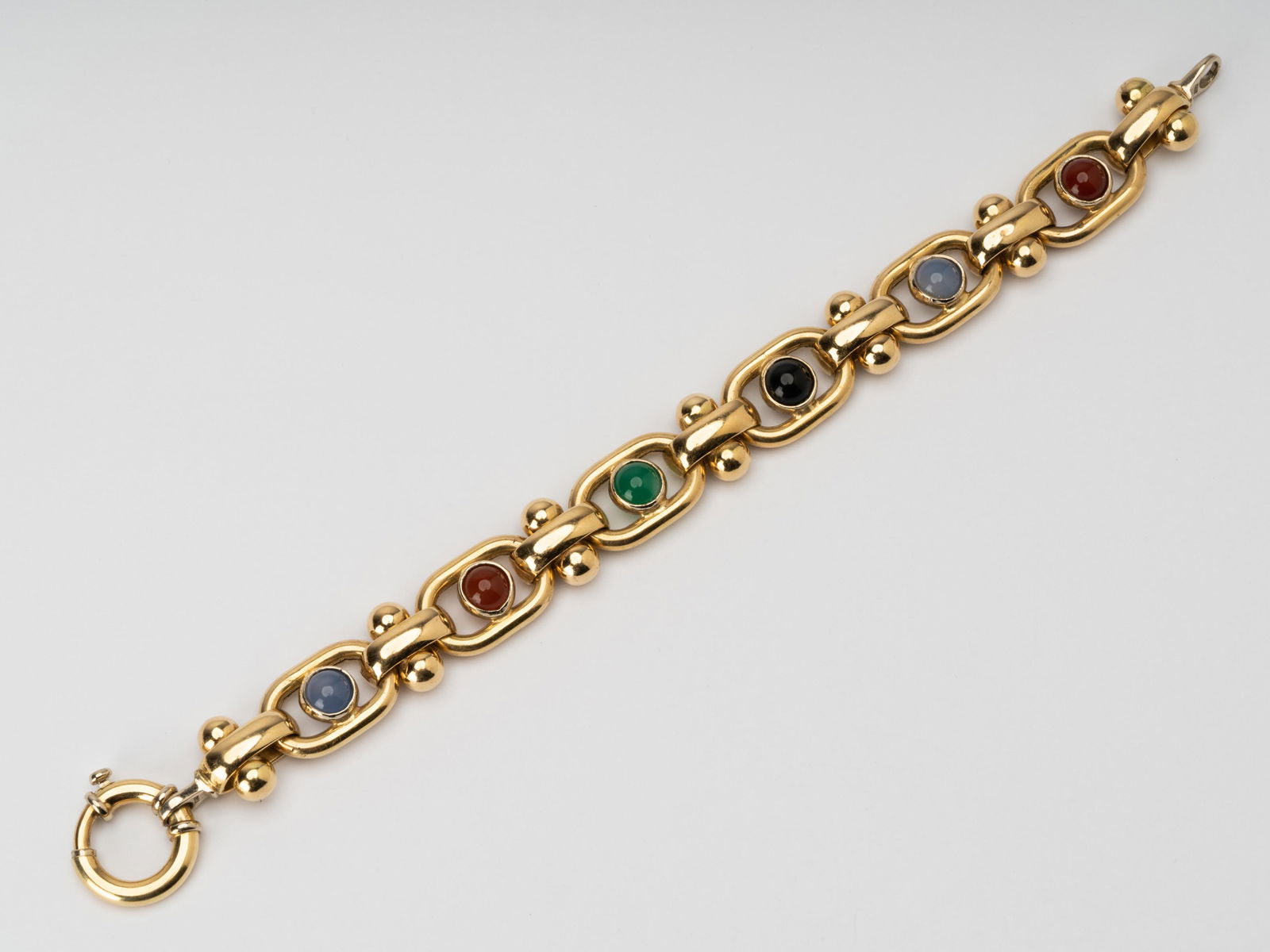 18 KARAT YELLOW GOLD GEM-SET BRACELET (1 of 6)