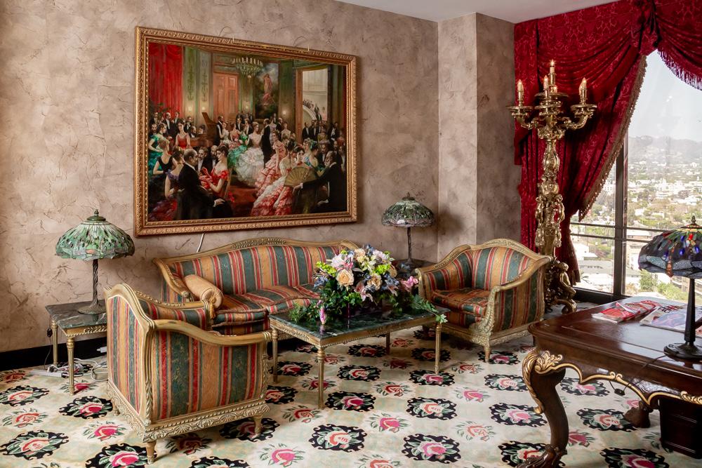 Larry Flynt Florentine-Style Salon Set (1 of 18)