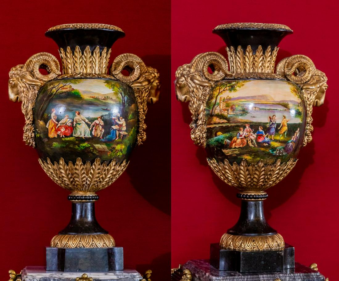 Larry Flynt Pair of Neoclassic-Style Painted Urns (1 of 19)