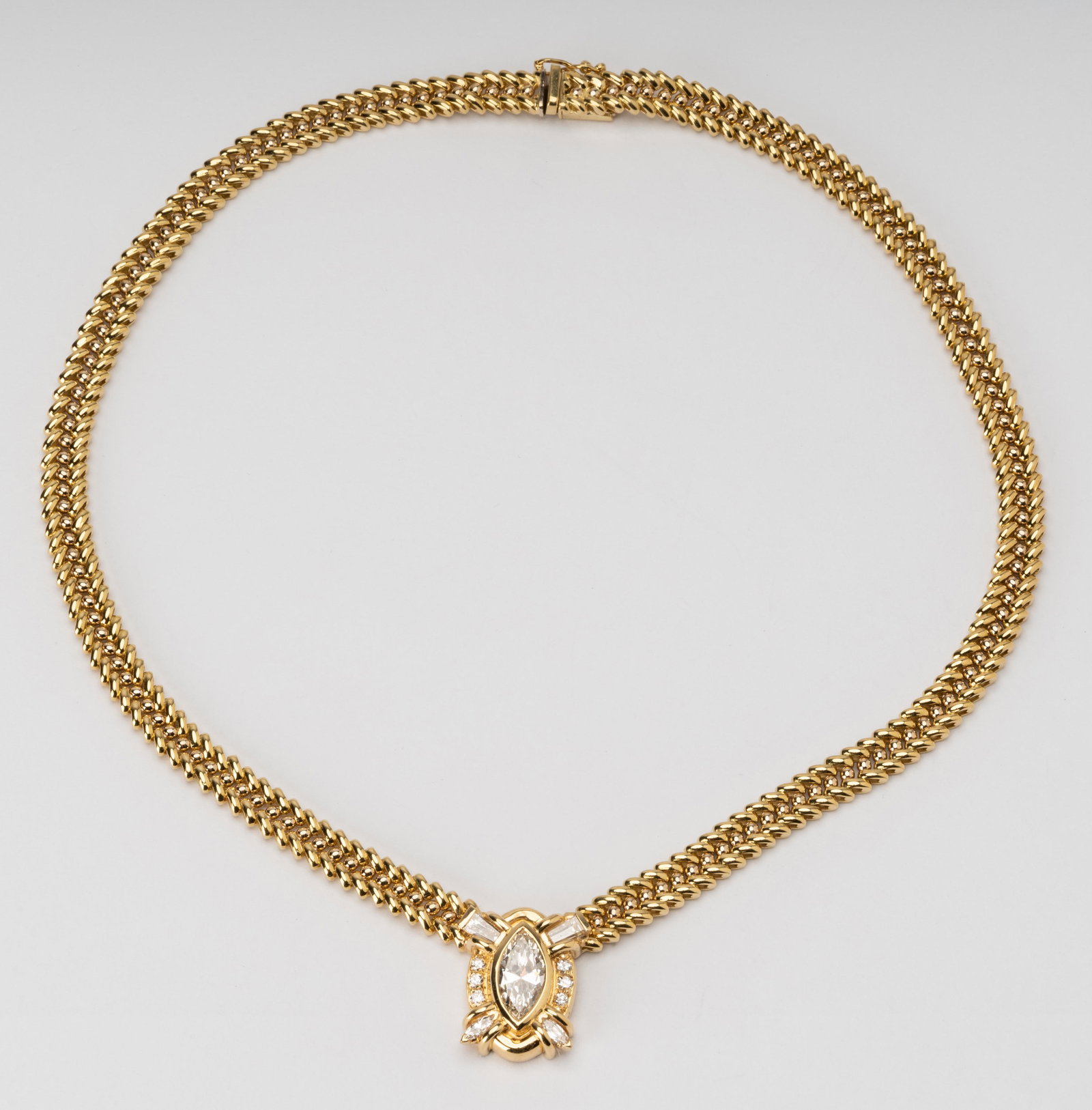 18 KARAT YELLOW GOLD DIAMOND NECKLACE (1 of 9)