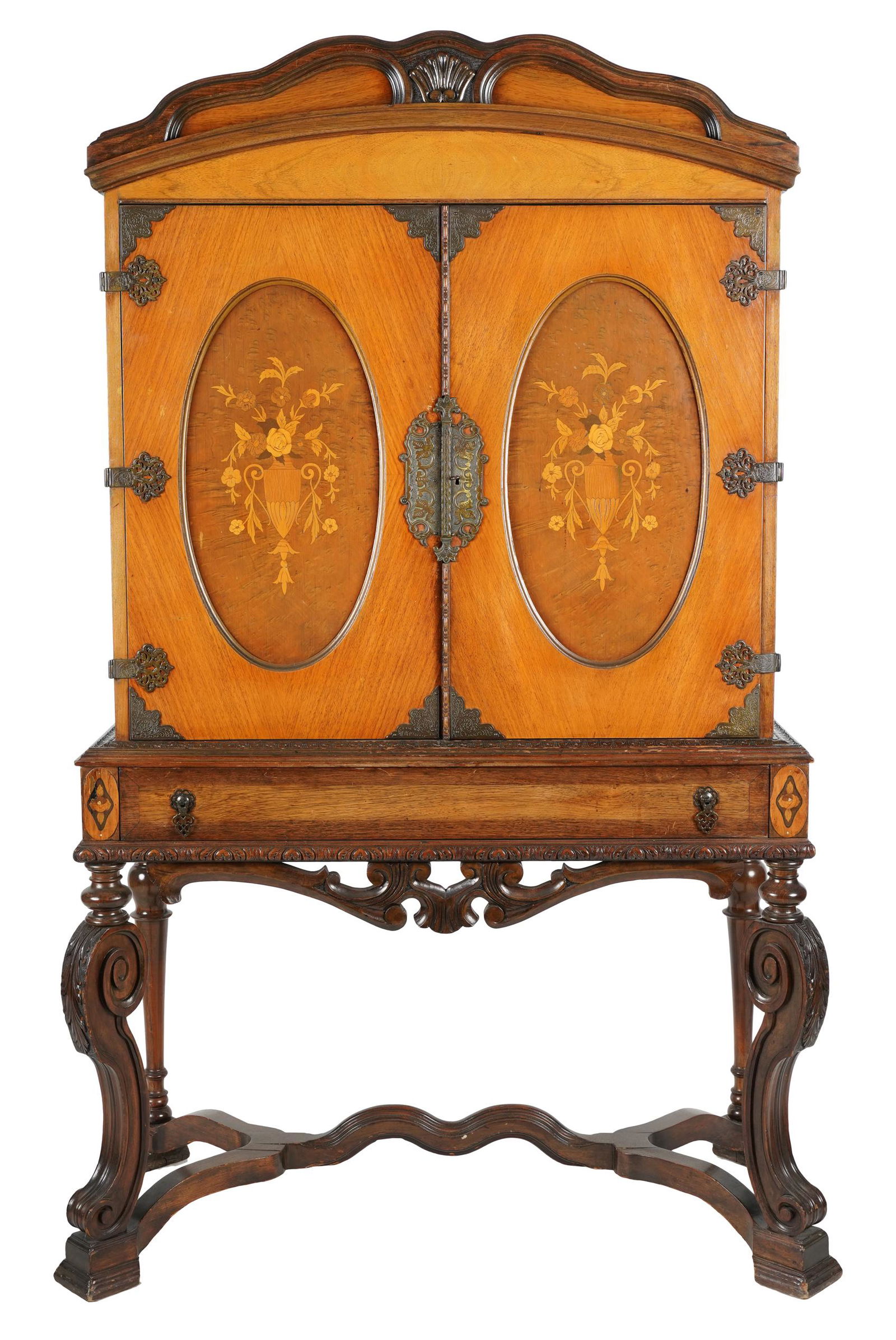 BAROQUE-STYLE MARQUETRY CABINET (1 of 15)