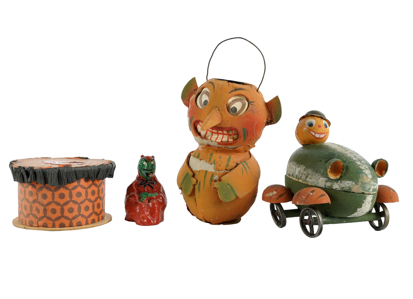 FOUR VINTAGE HALLOWEEN DECORATIONS (1 of 10)