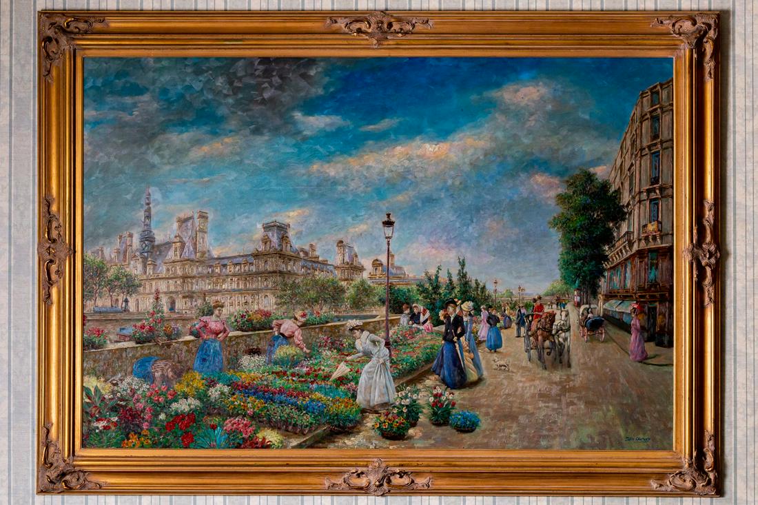 Larry Flynt Late 20th Century: Parisian Flower Market (1 of 13)