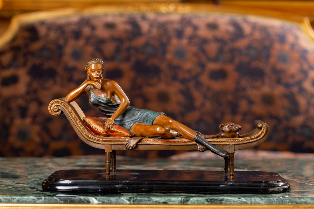 Larry Flynt Art Deco Bronze Figure of a Woman on a Recamier (1 of 16)