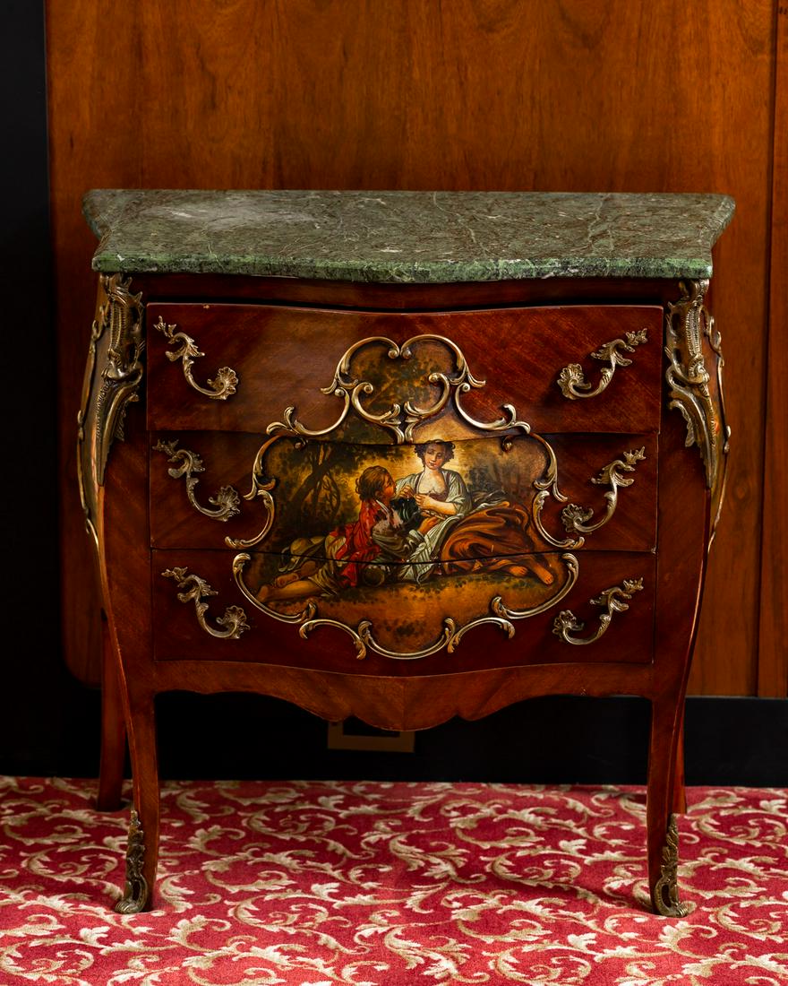 Larry Flynt Pair of Vernis Martin-Style Commodes (1 of 20)