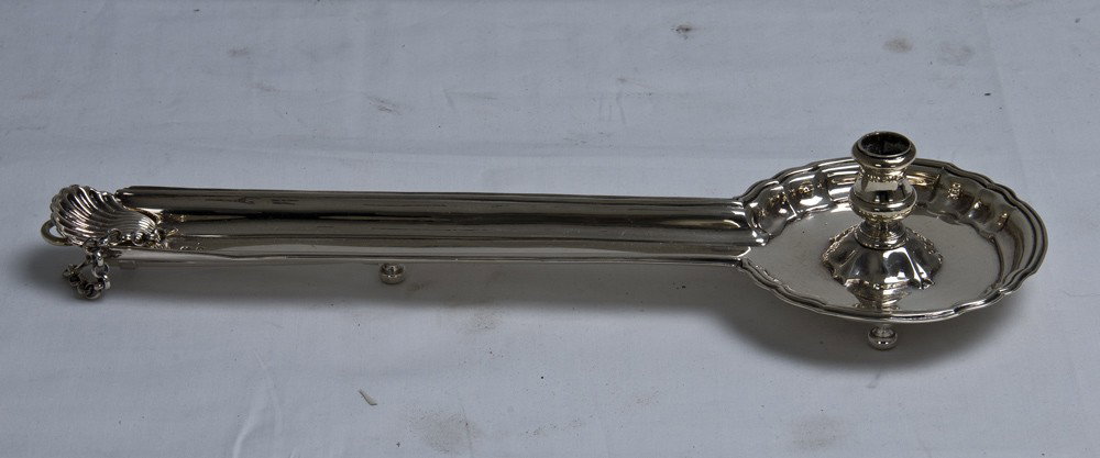 EDWARDIAN SILVER CHAMBERSTICK: D & J Wellby Ltd., London, 1905-06 6 troy ounces 12 inches long