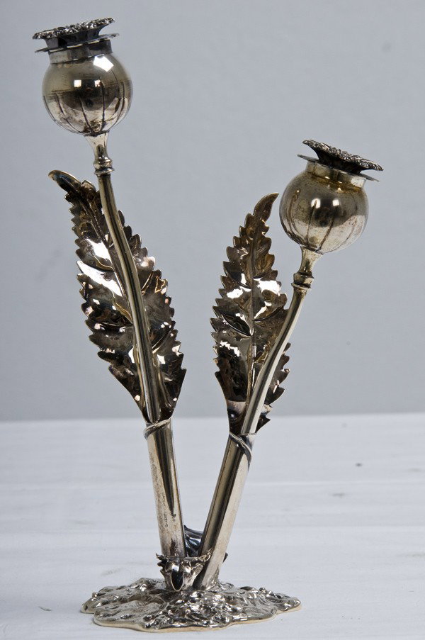 BUCCELLATI SILVER DANDELION GROUP: stamped below 8 troy ounces 7 3/4 inches high