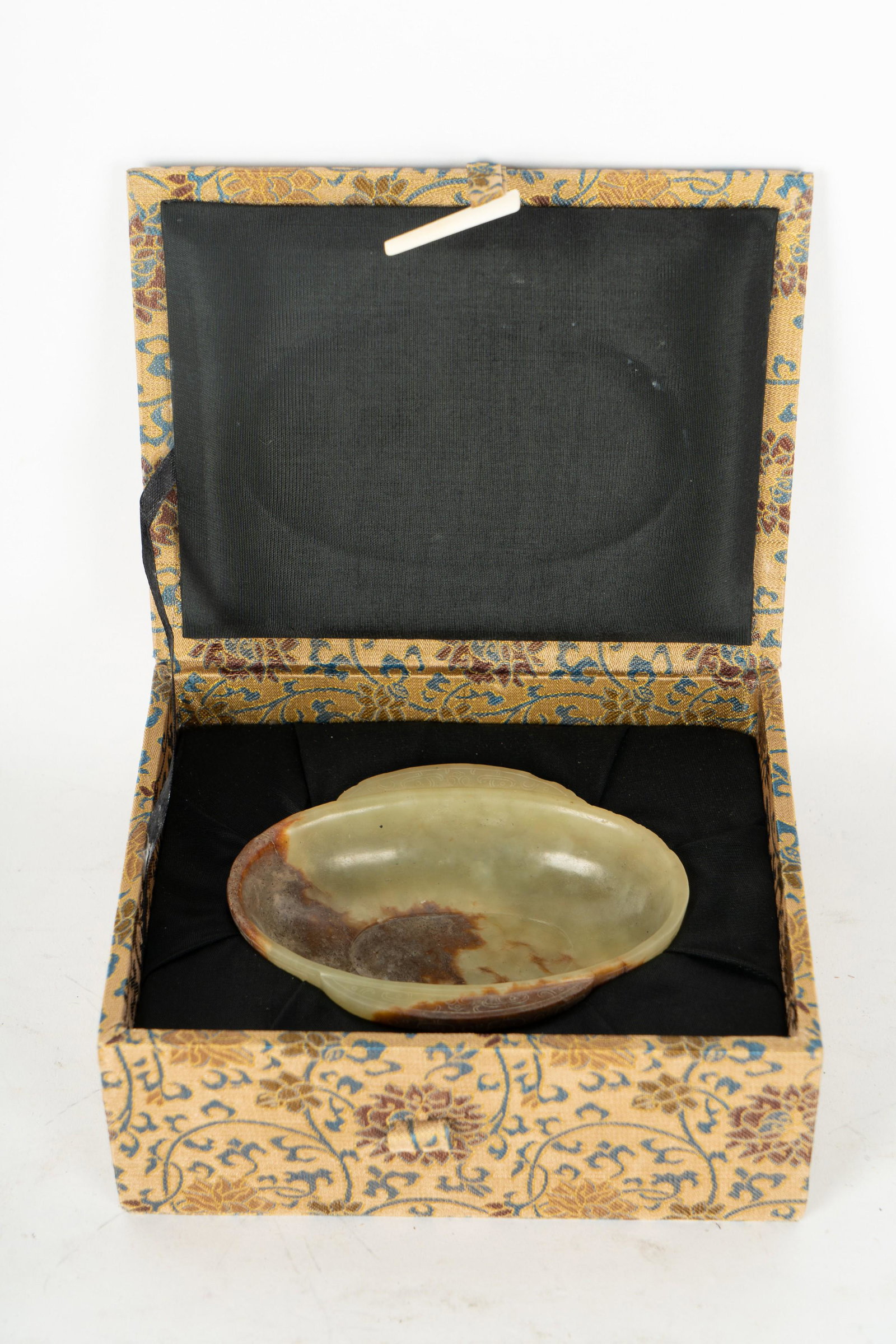Chinese Carved Jade Cup (1 of 9)
