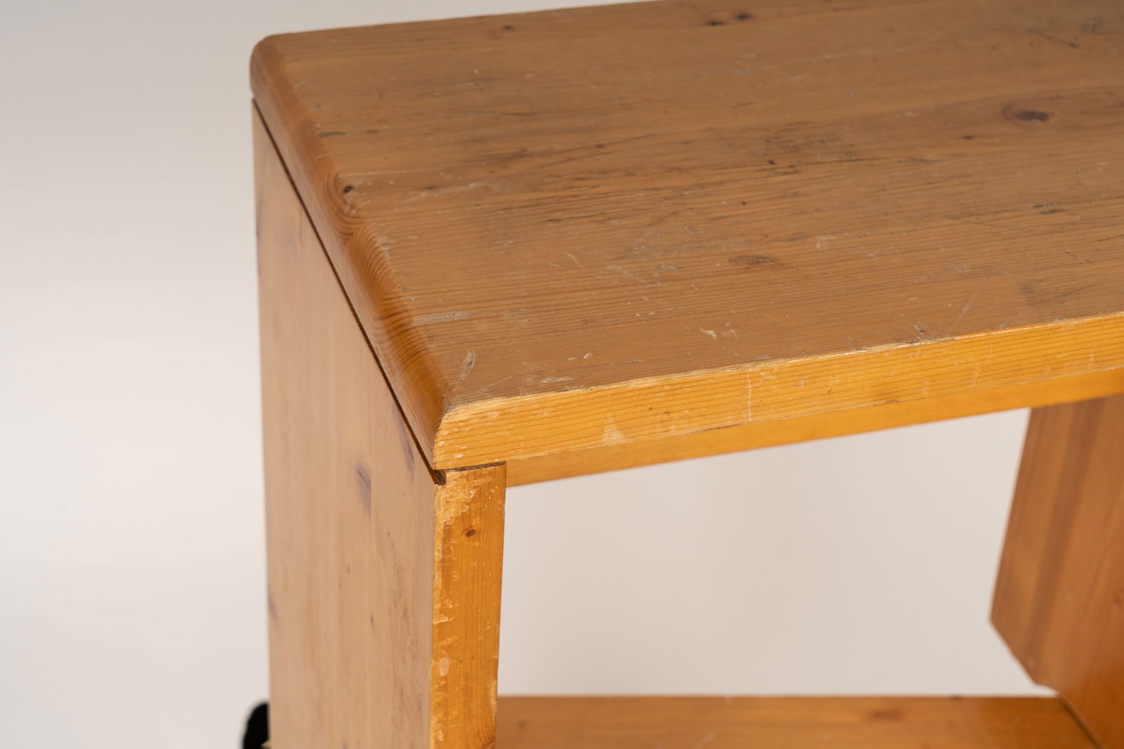 Four Charlotte Perriand Les Arcs Stools (1 of 20)