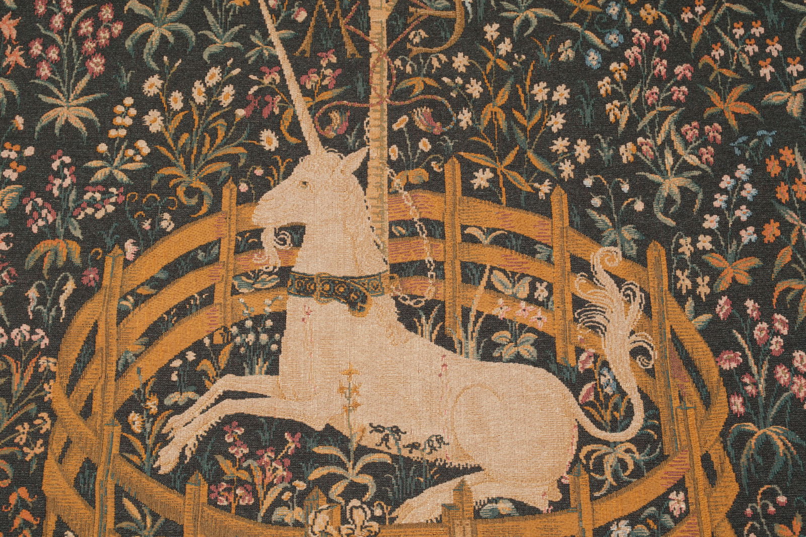 French Tapestry Wallhanging: Licorne Captive (Captive Unicorn) (1 of 9)