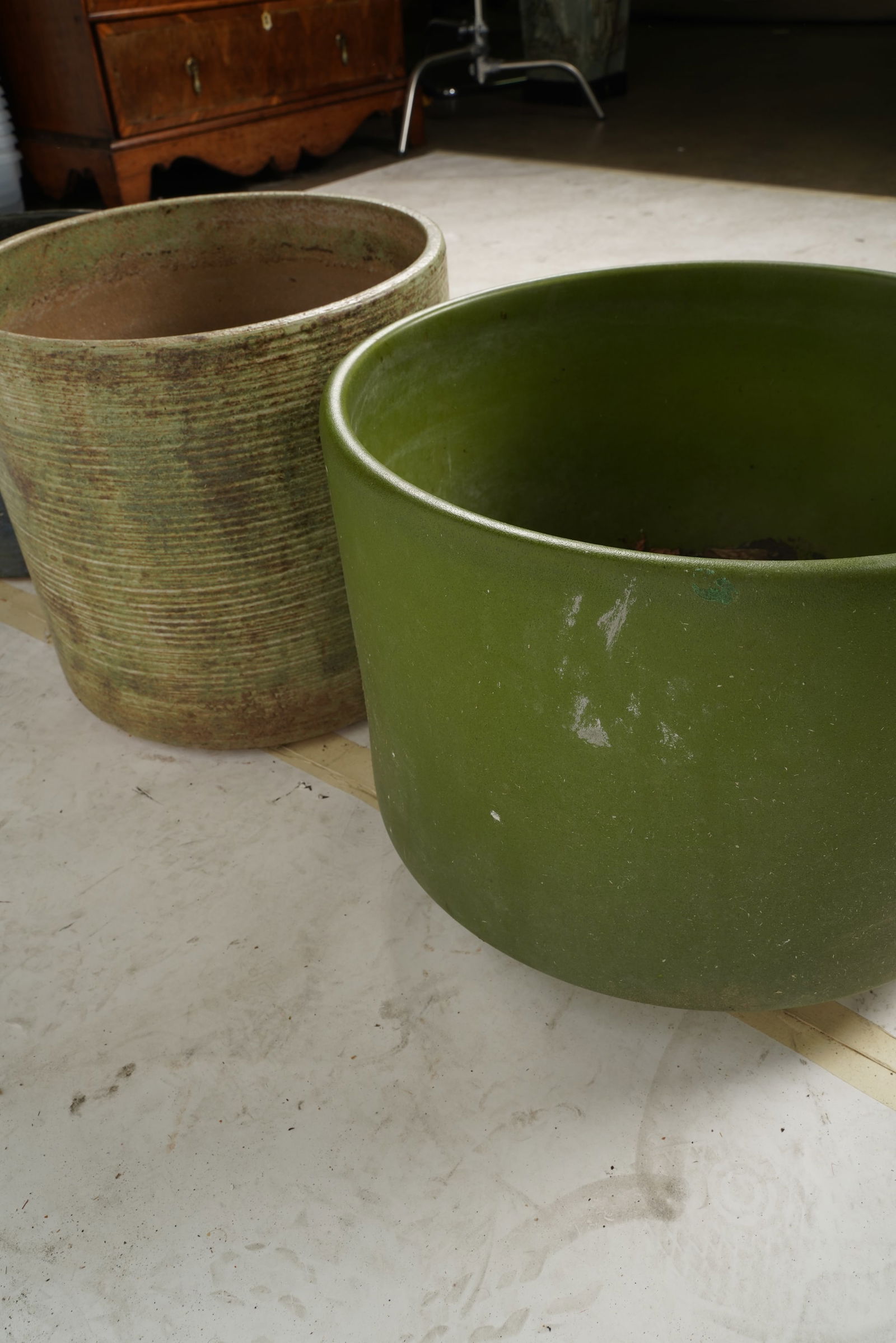 Three Gainey Ceramic Planters (1 of 7)
