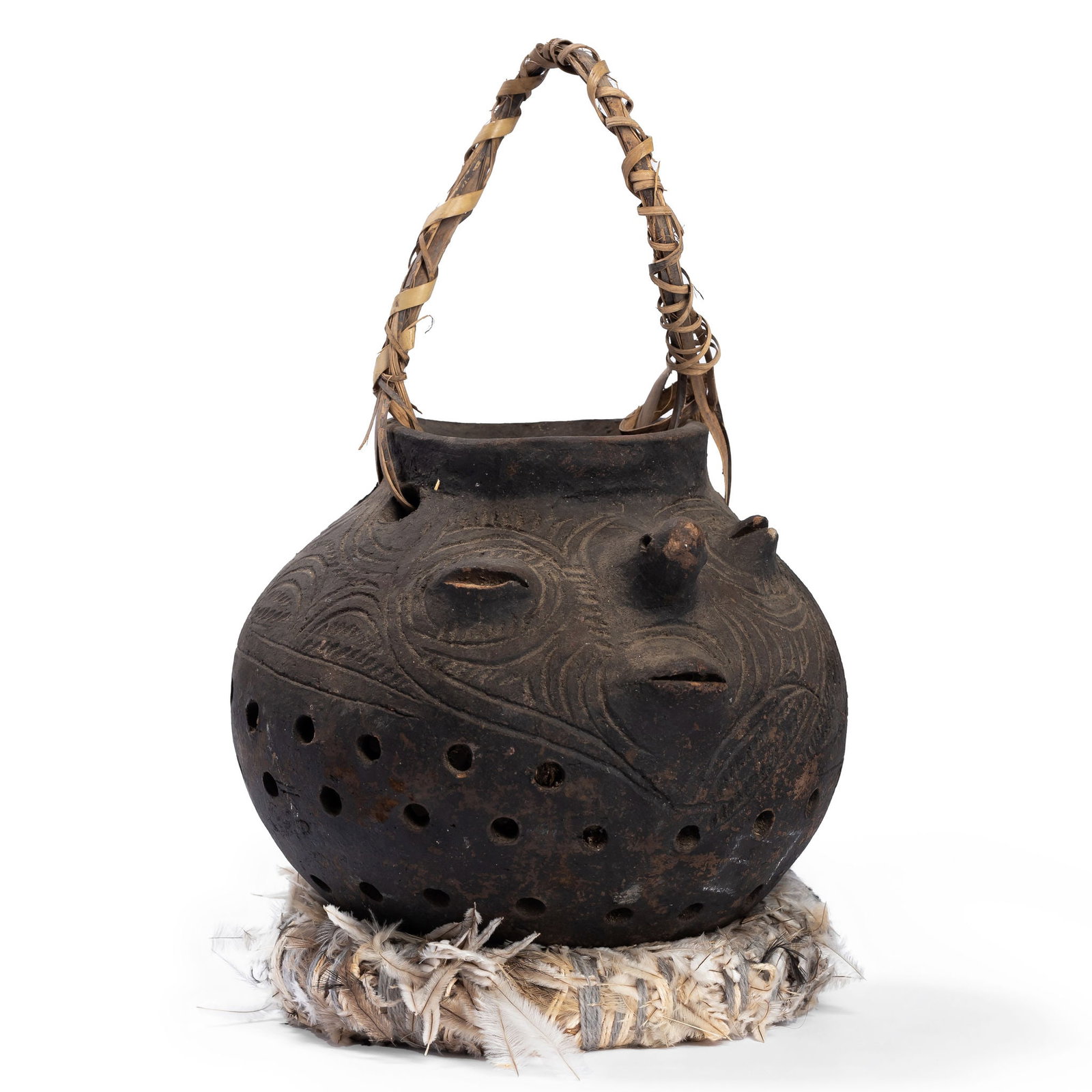 Sago Earthenware Pot with Feather Stand (1 of 16)