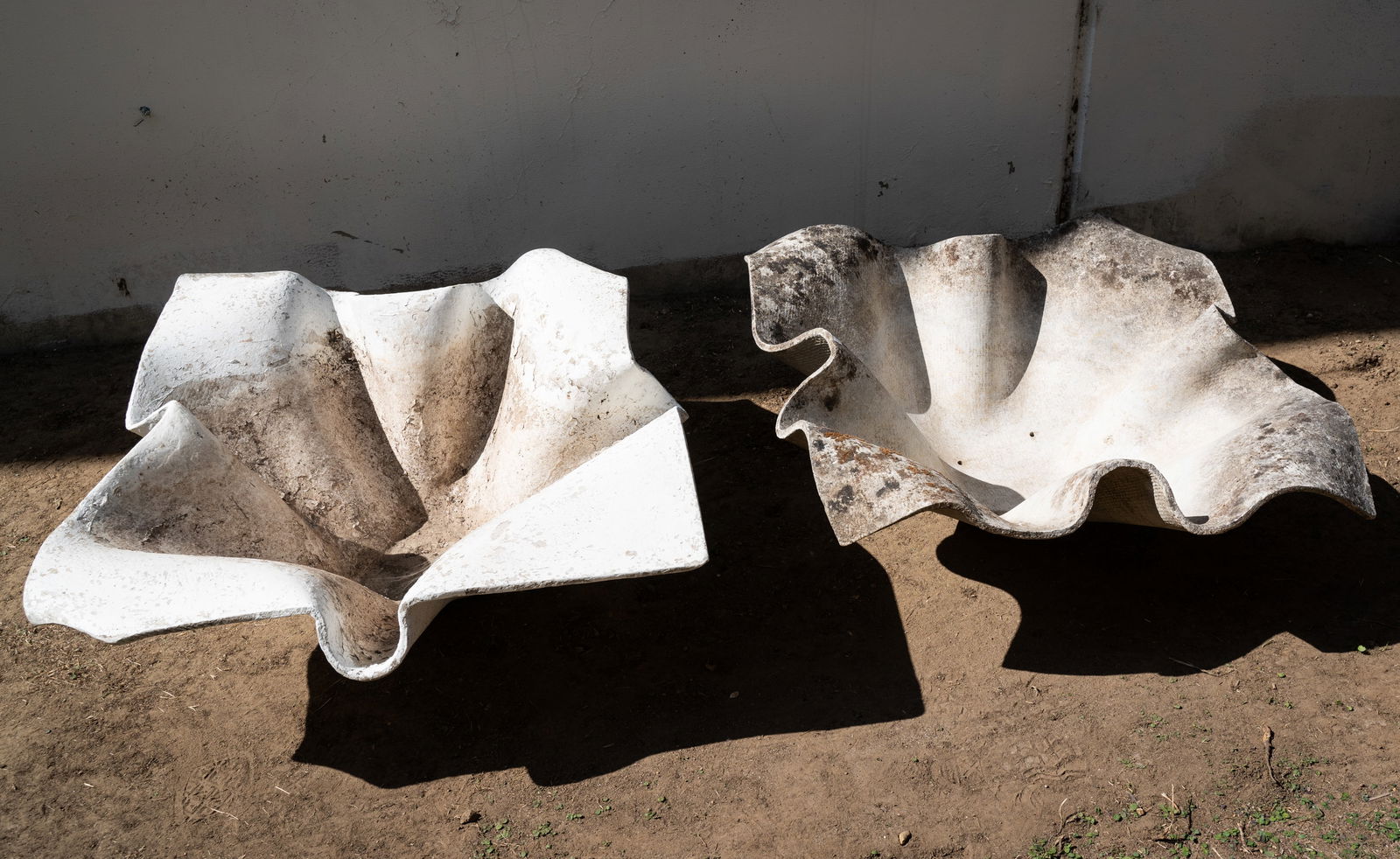 Willy Guhl (1915-2004): Pair of Handkerchief Planters (1 of 9)