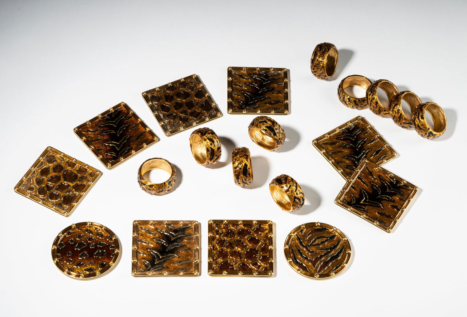 Set of Jay Strongwater Jungle Animal Print Leopard Napkin Rings and Coasters (1 of 11)