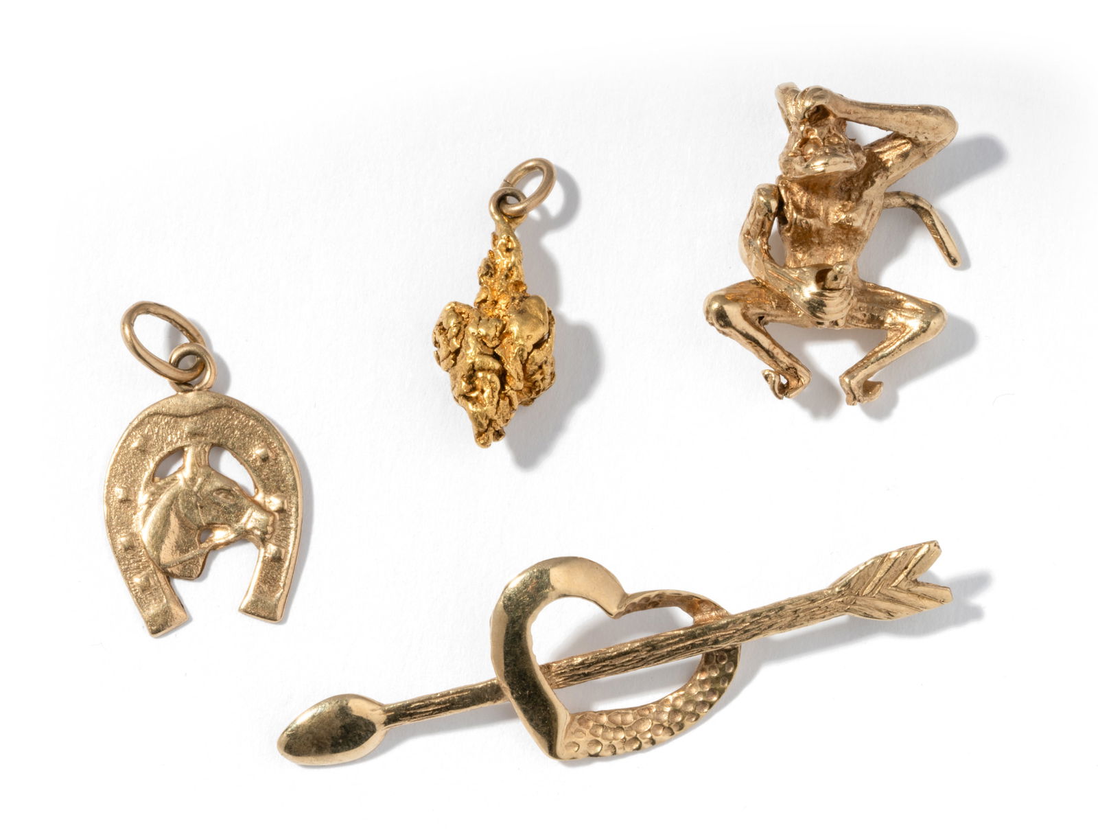 Group of Four Yellow Gold Pendants (1 of 5)