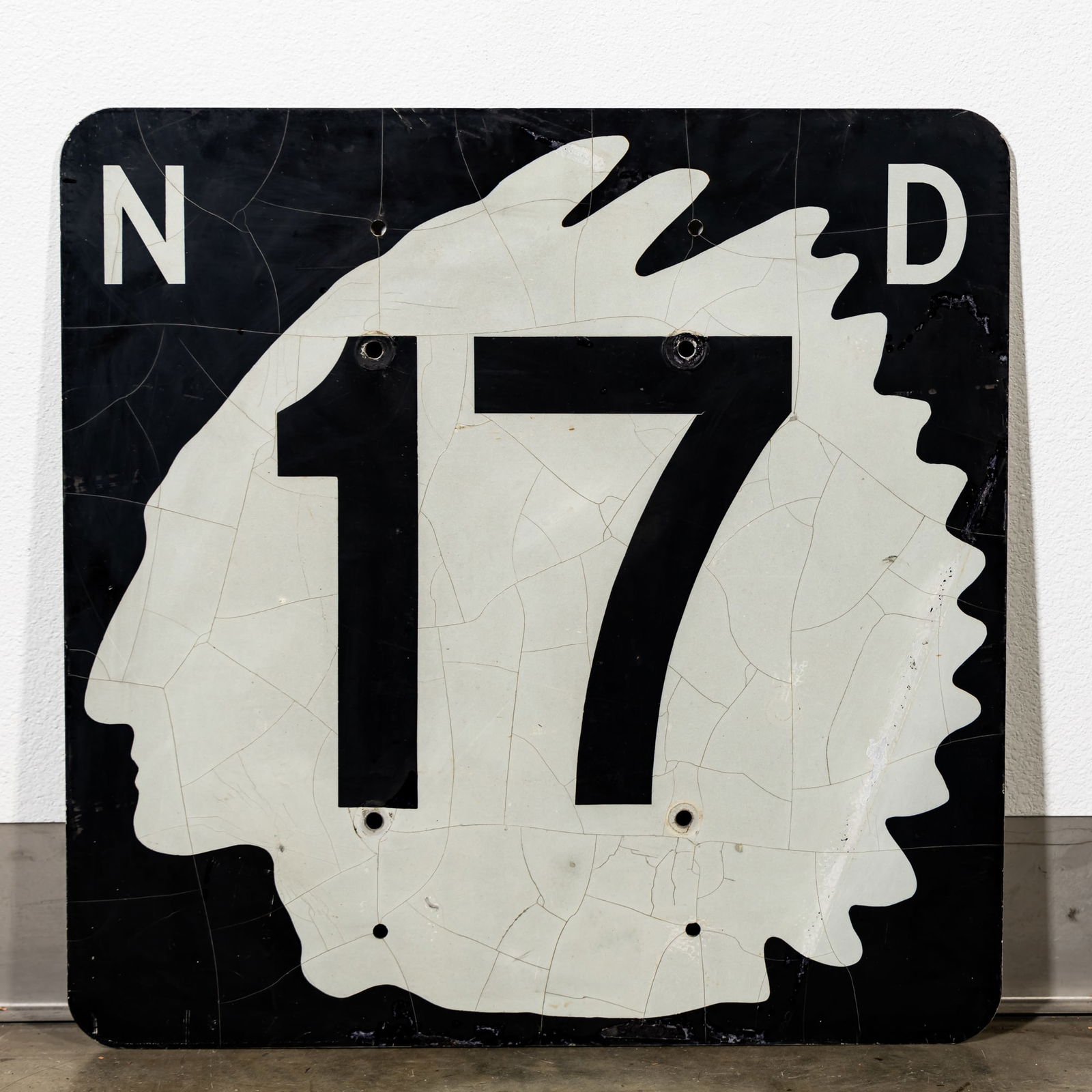 Original Retired North Dakota Red Tomahawk Route 17 Sign (1 of 11)