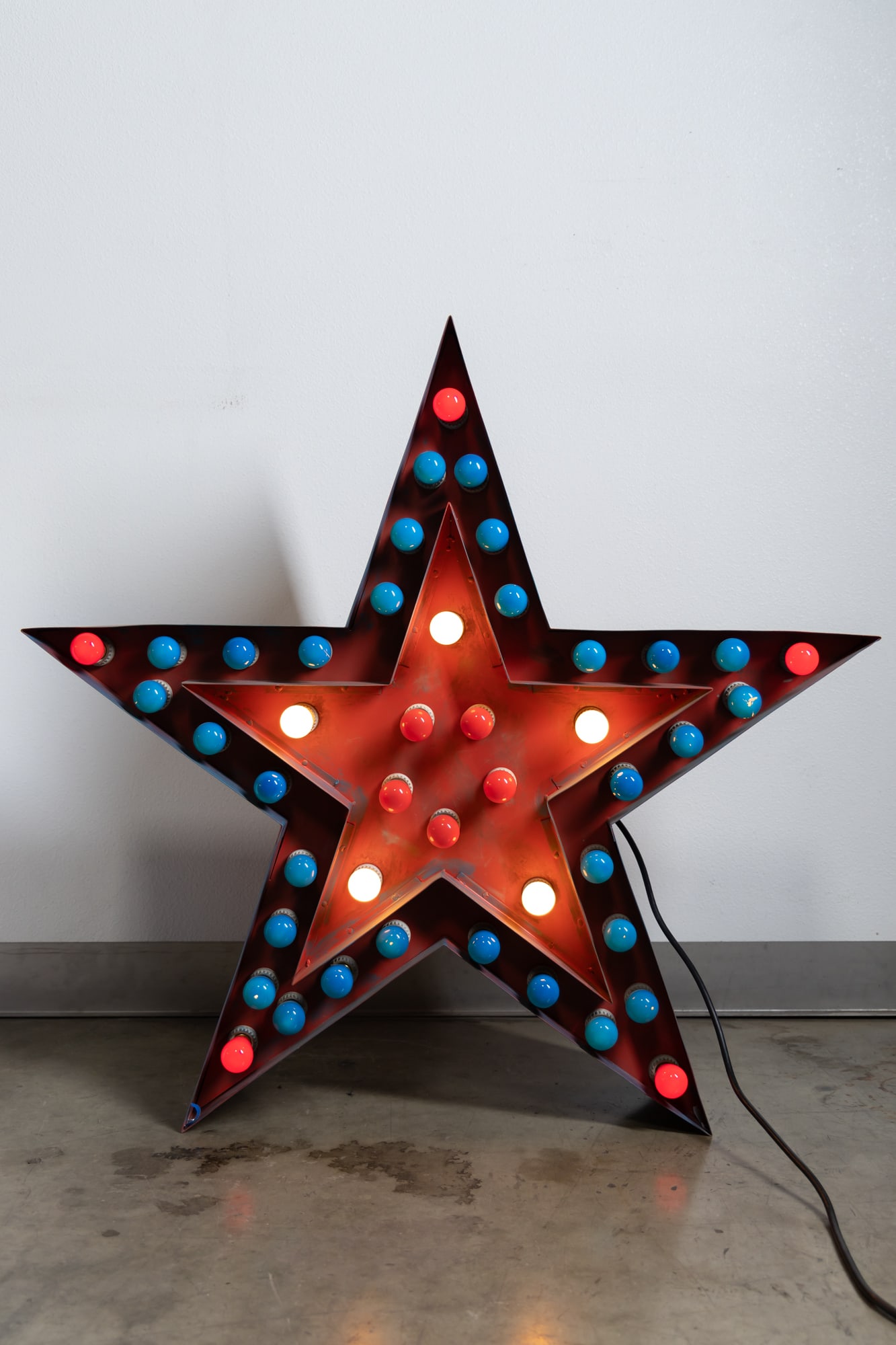 Red & Blue Painted Industrial Animated Metal Marquee Star (1 of 12)