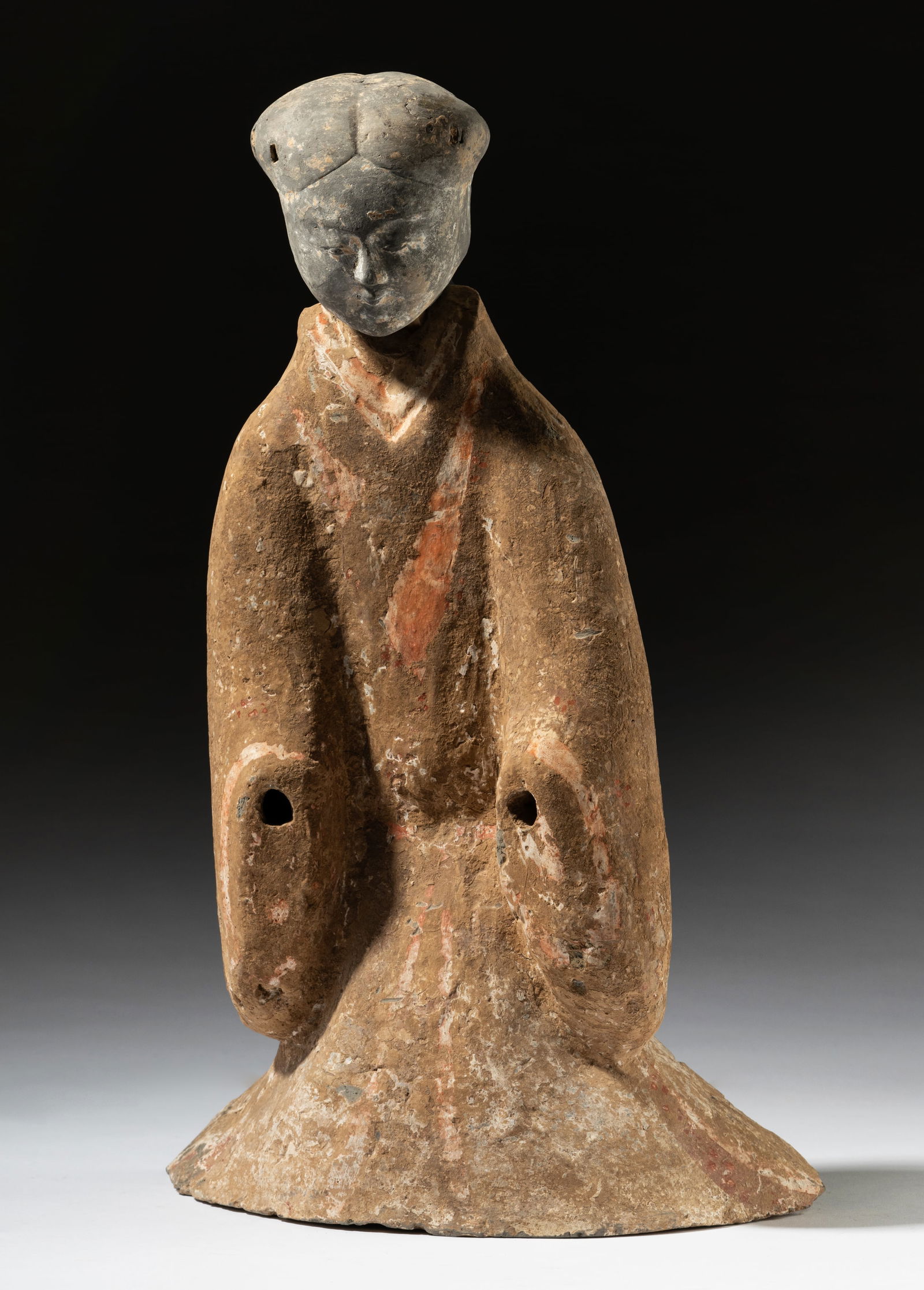 Chinese Han Pottery Figure of a Woman (1 of 8)