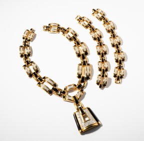 David Webb 18 Karat Yellow Gold, platinum, Diamond and Enamel Convertible Parure