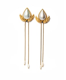 18 Karat Yellow Gold Mabe Pearl & Sapphire Earrings